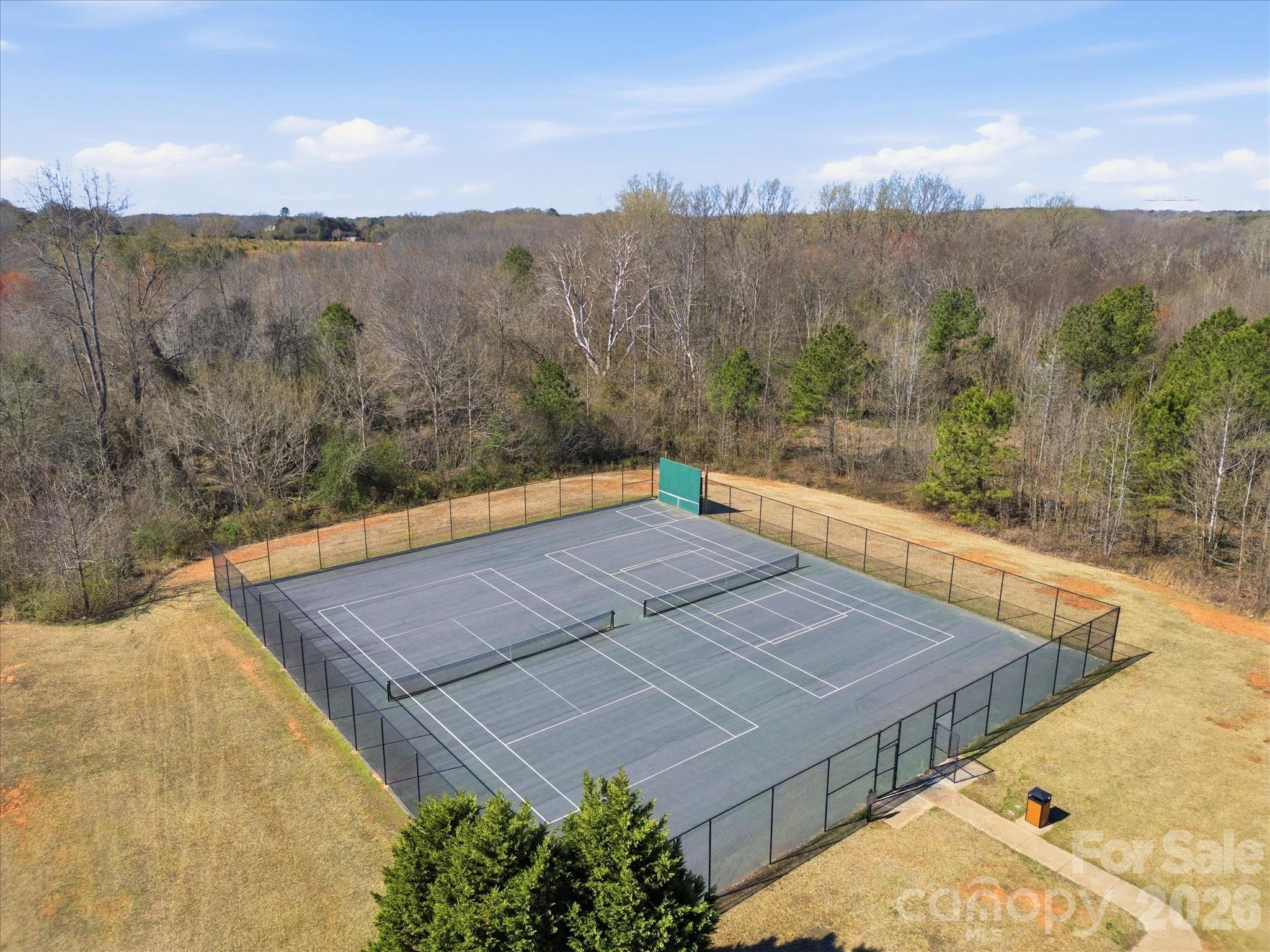 1037 Pennington Drive — Lancaster