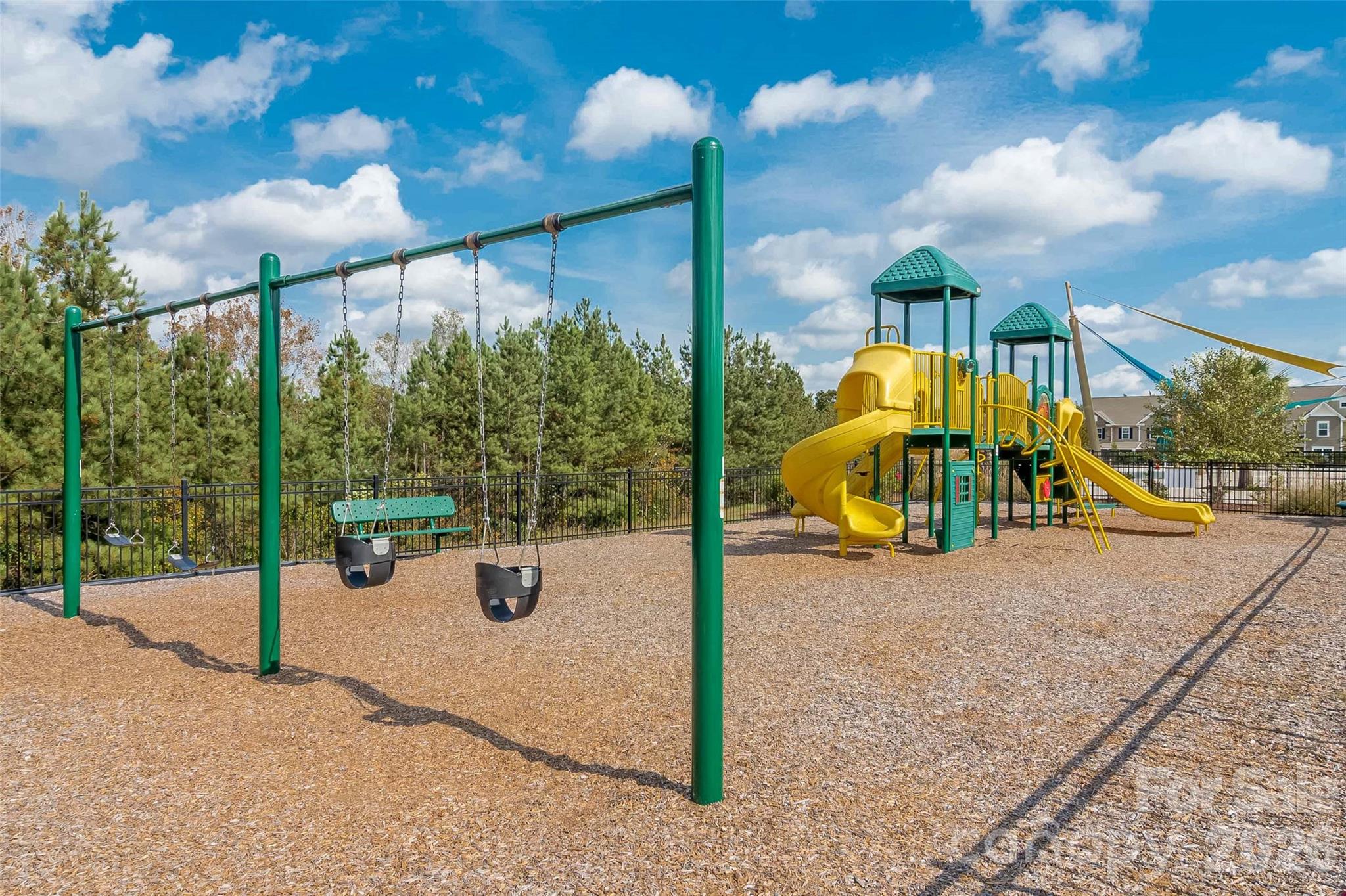1037 Pennington Drive — Lancaster