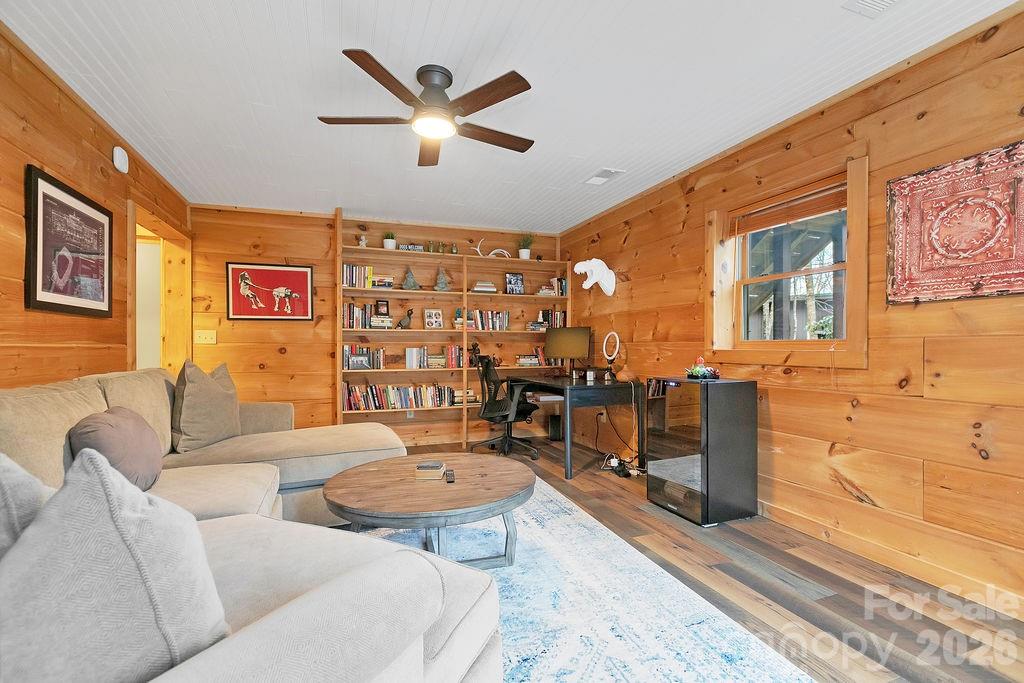 130 Greenfield Circle — Brevard