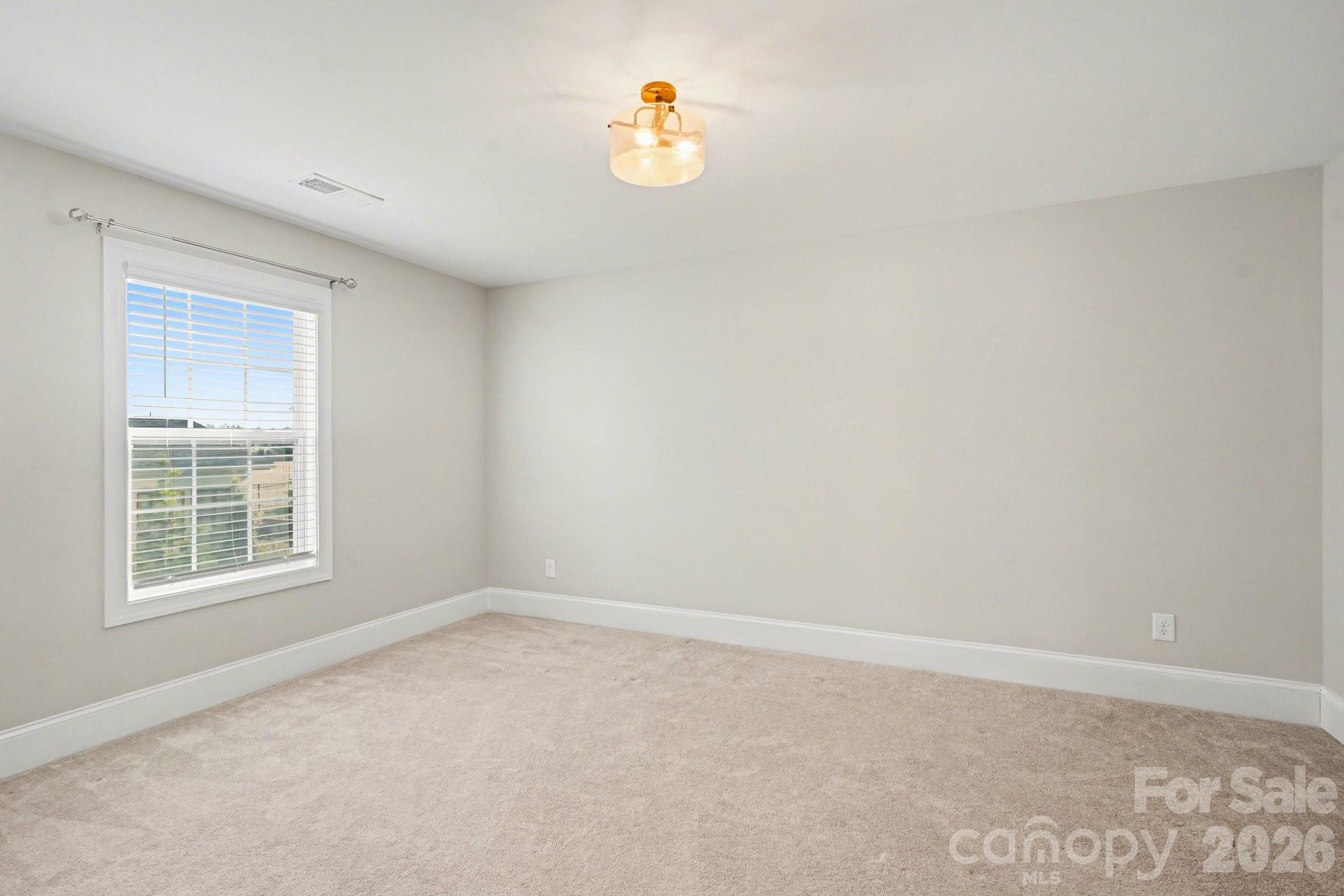 10885 Greenvale Drive — Harrisburg