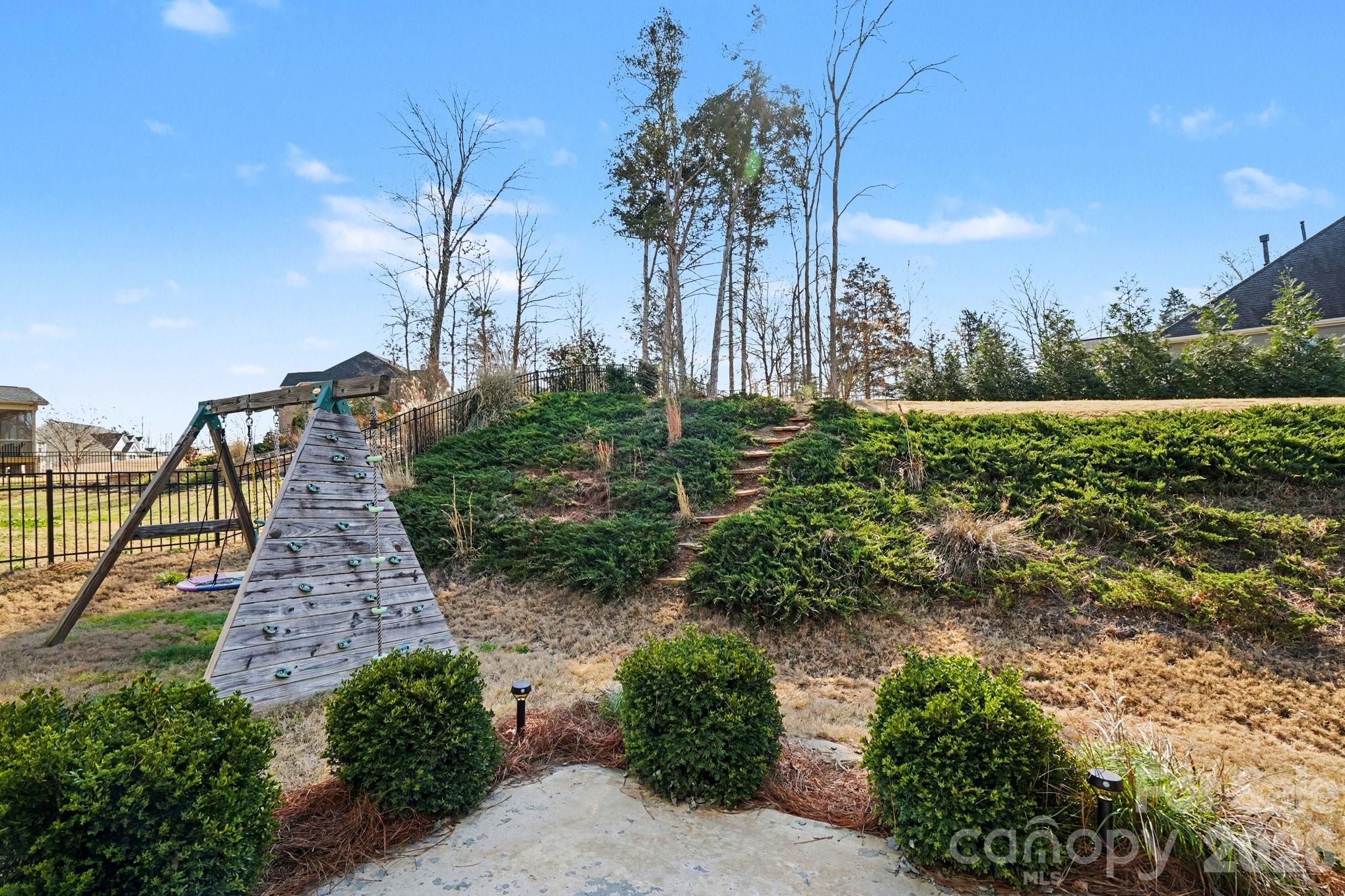10885 Greenvale Drive — Harrisburg