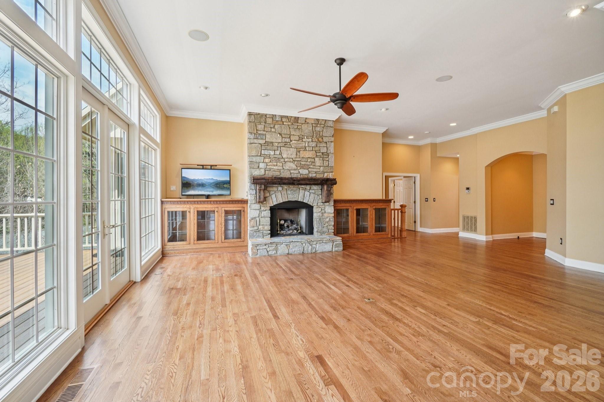 304 Pine Forest Trace — Hendersonville