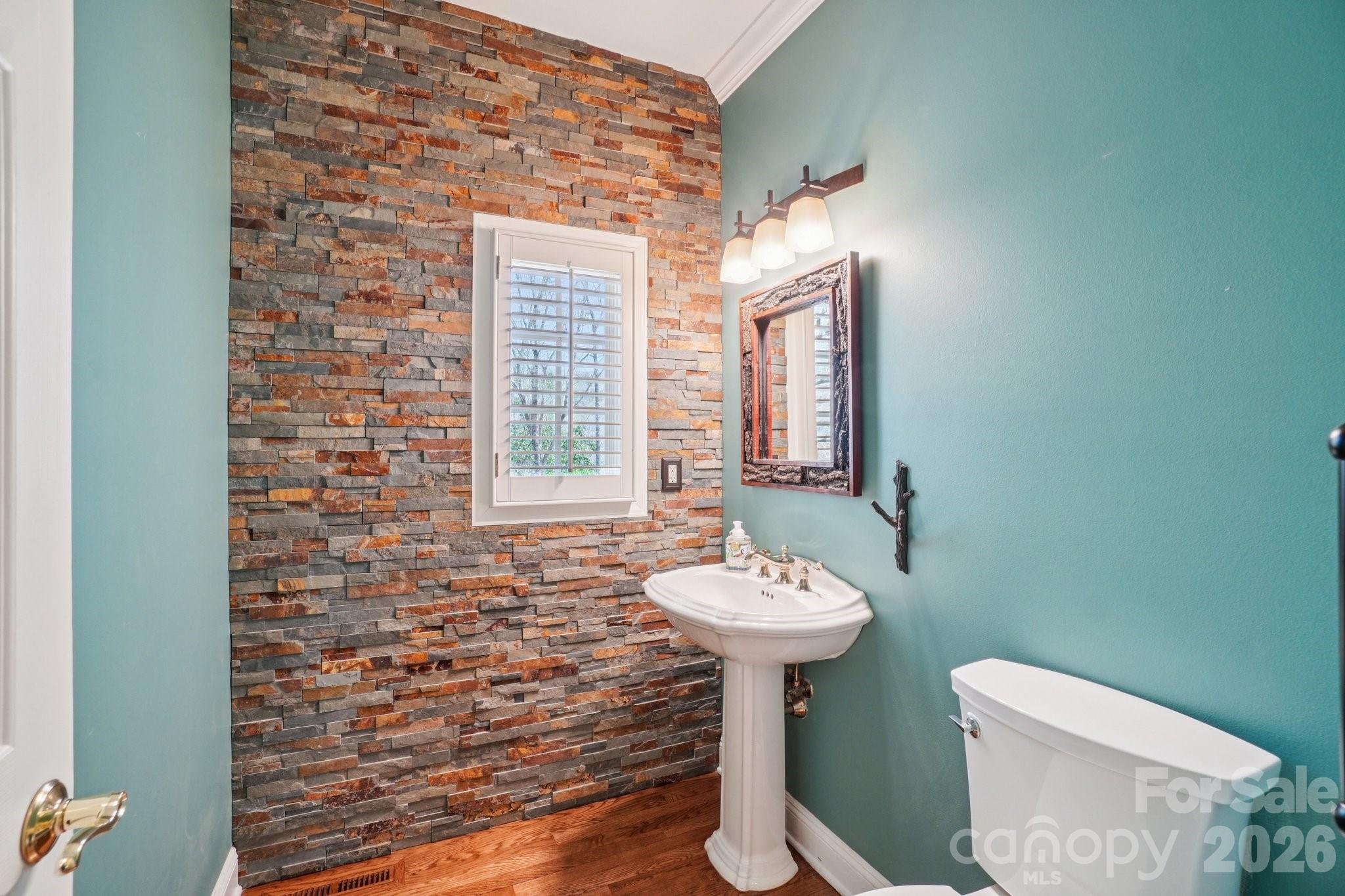 304 Pine Forest Trace — Hendersonville