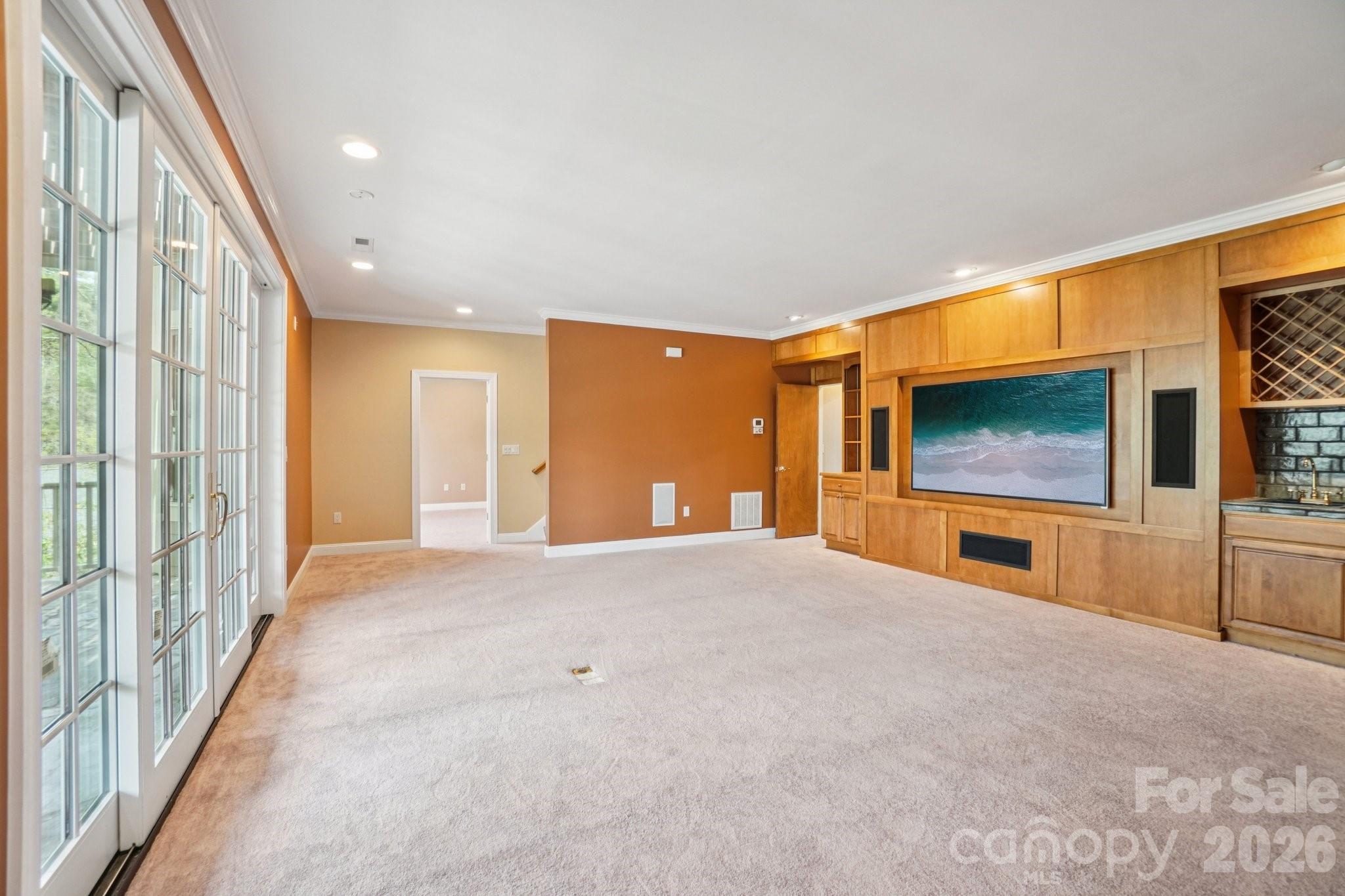 304 Pine Forest Trace — Hendersonville
