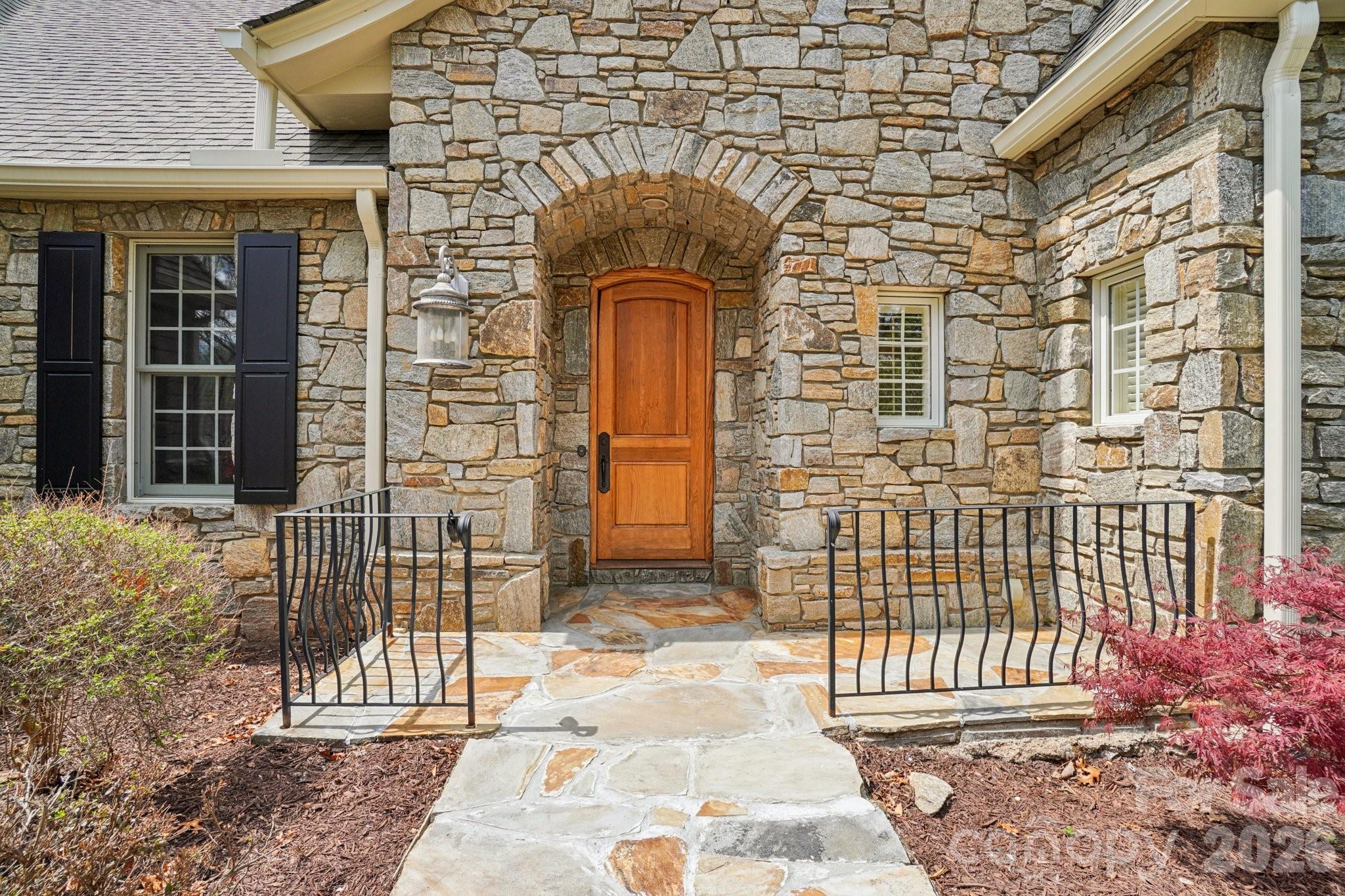 304 Pine Forest Trace — Hendersonville