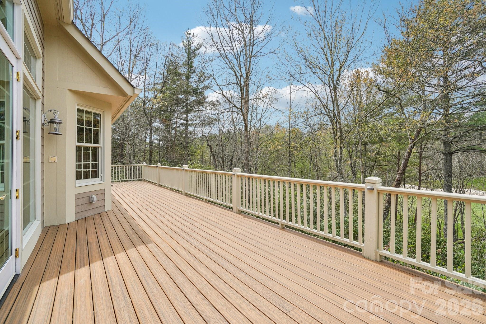304 Pine Forest Trace — Hendersonville