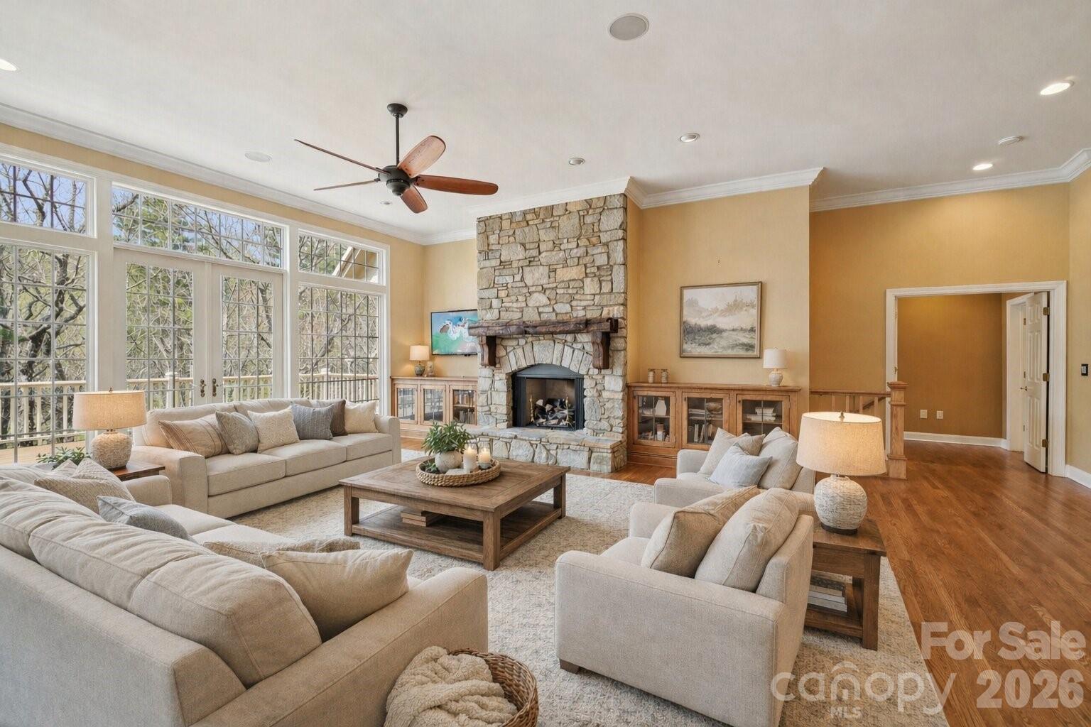 304 Pine Forest Trace — Hendersonville