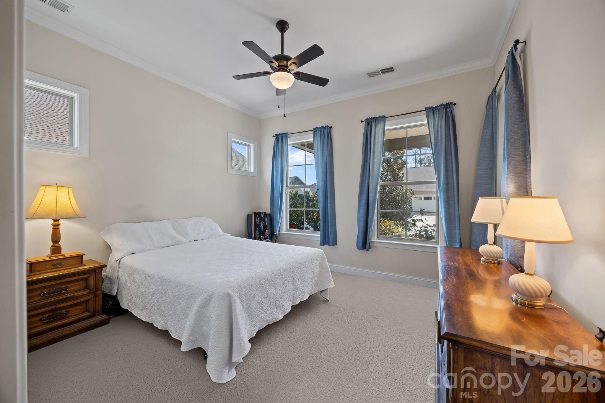 7139 Hanging Rock Court — Denver