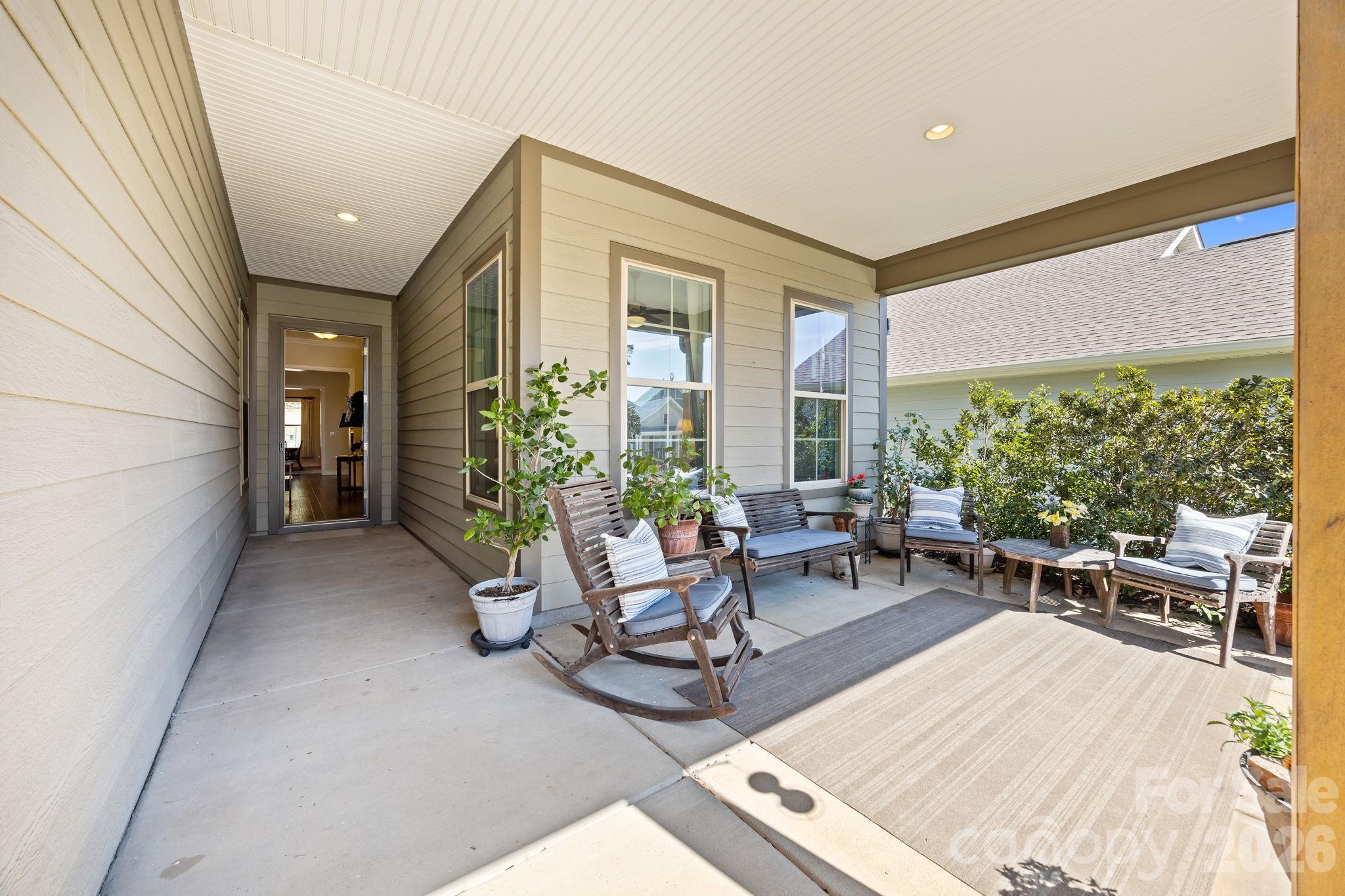 7139 Hanging Rock Court — Denver