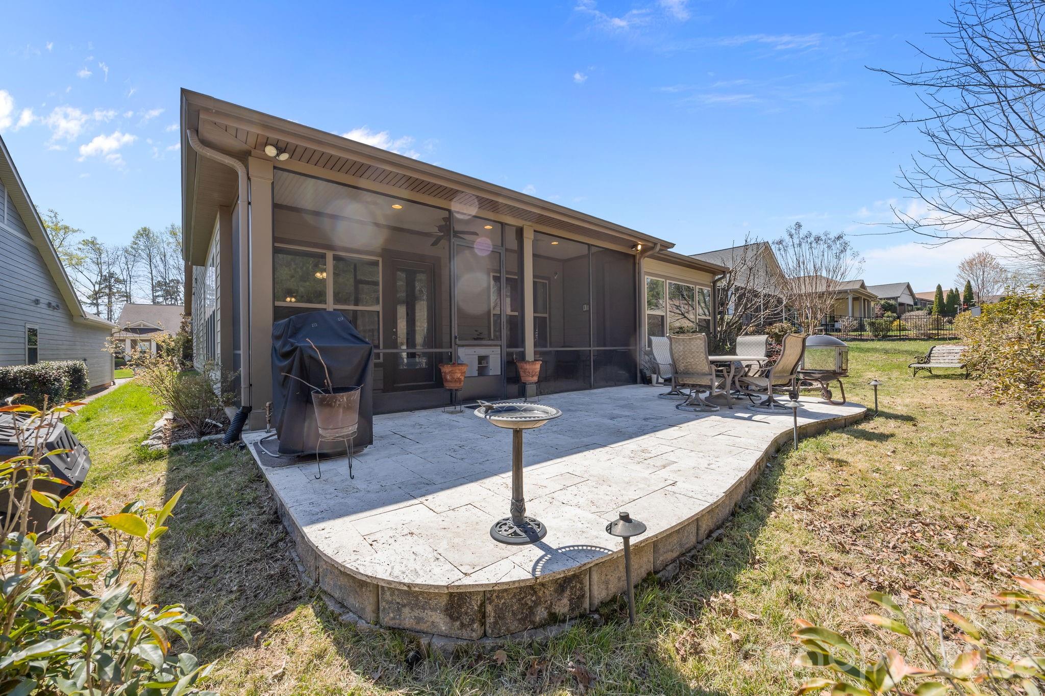 7139 Hanging Rock Court — Denver