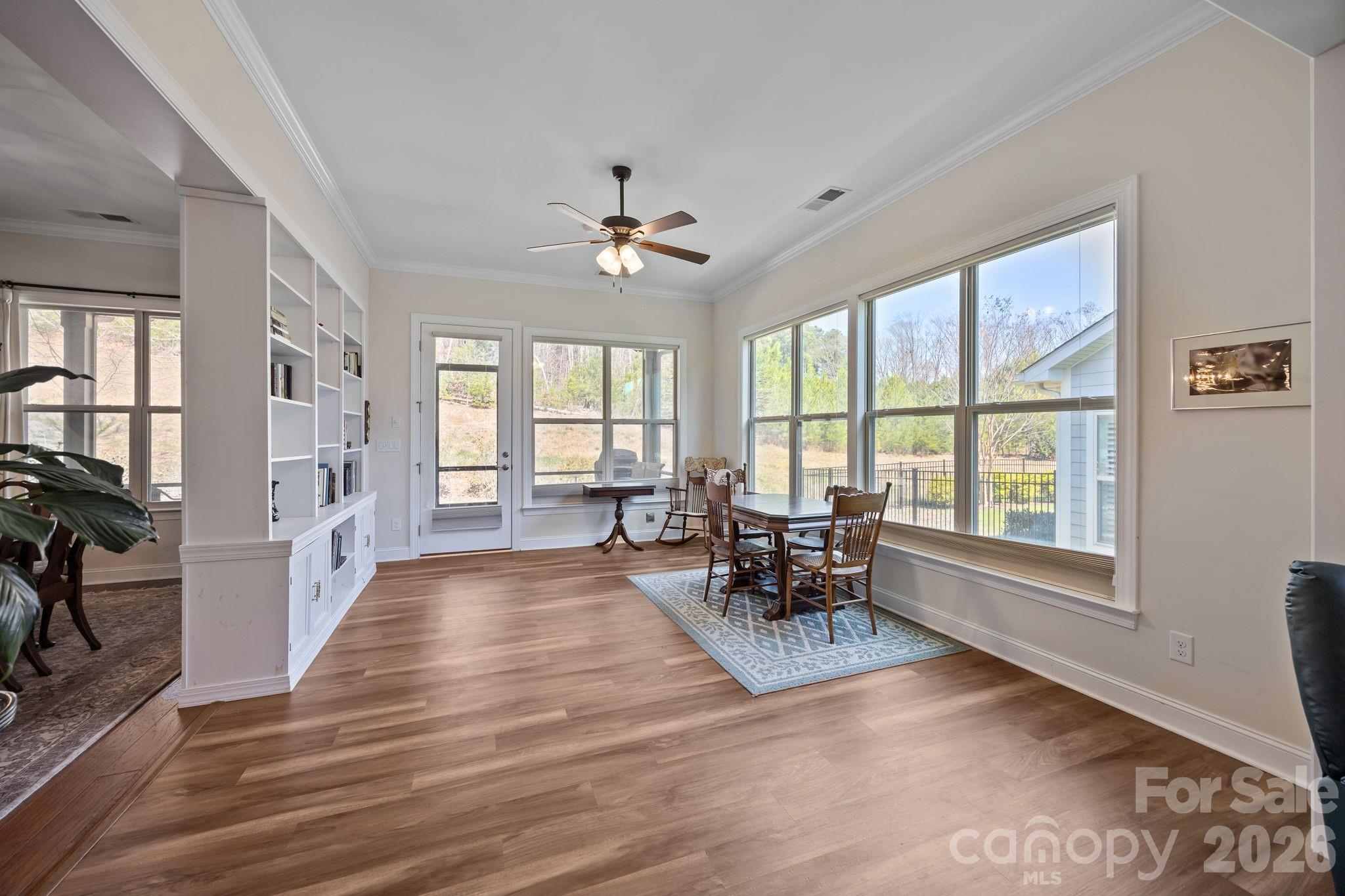7139 Hanging Rock Court — Denver