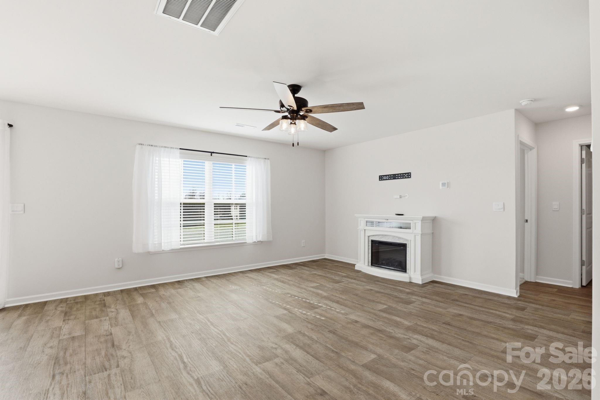 221 Culloden Drive — Mocksville