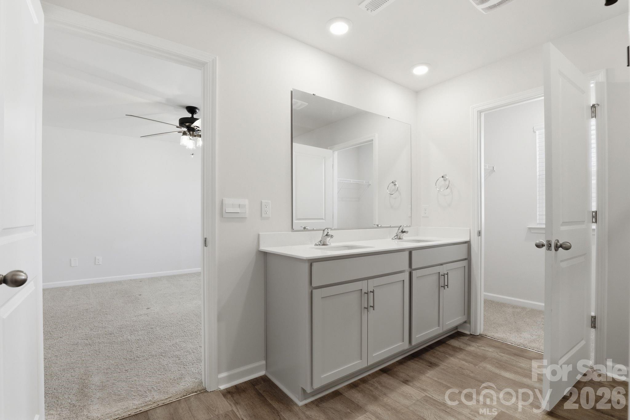 221 Culloden Drive — Mocksville