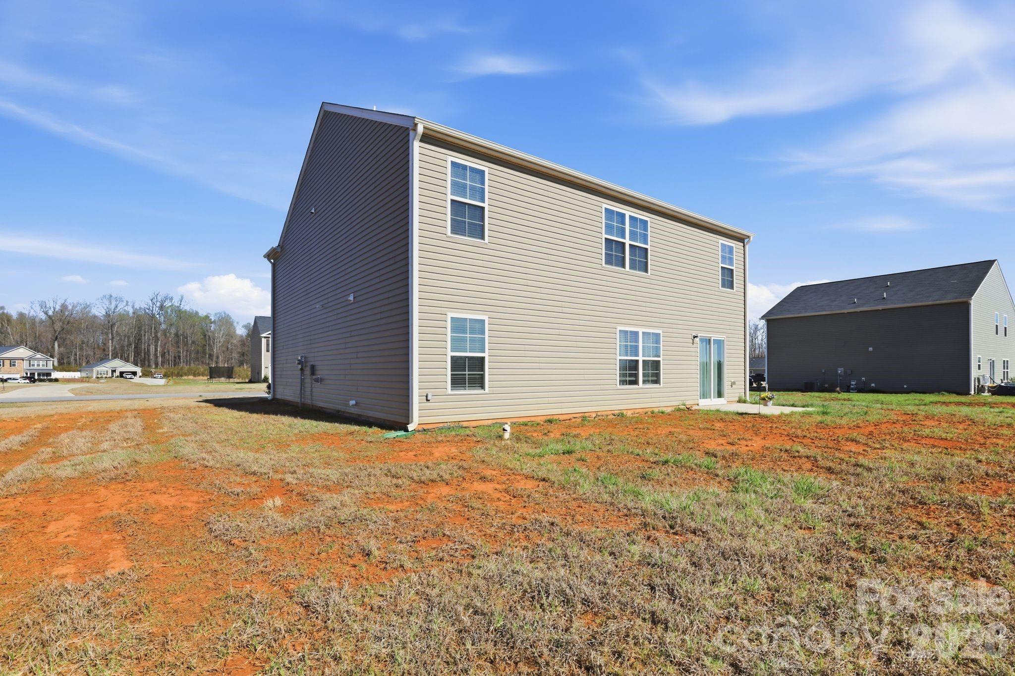 221 Culloden Drive — Mocksville