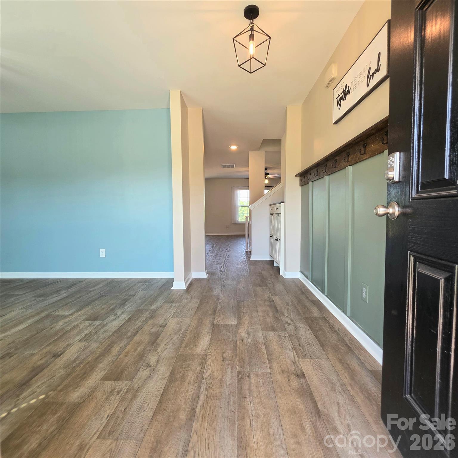 221 Culloden Drive — Mocksville