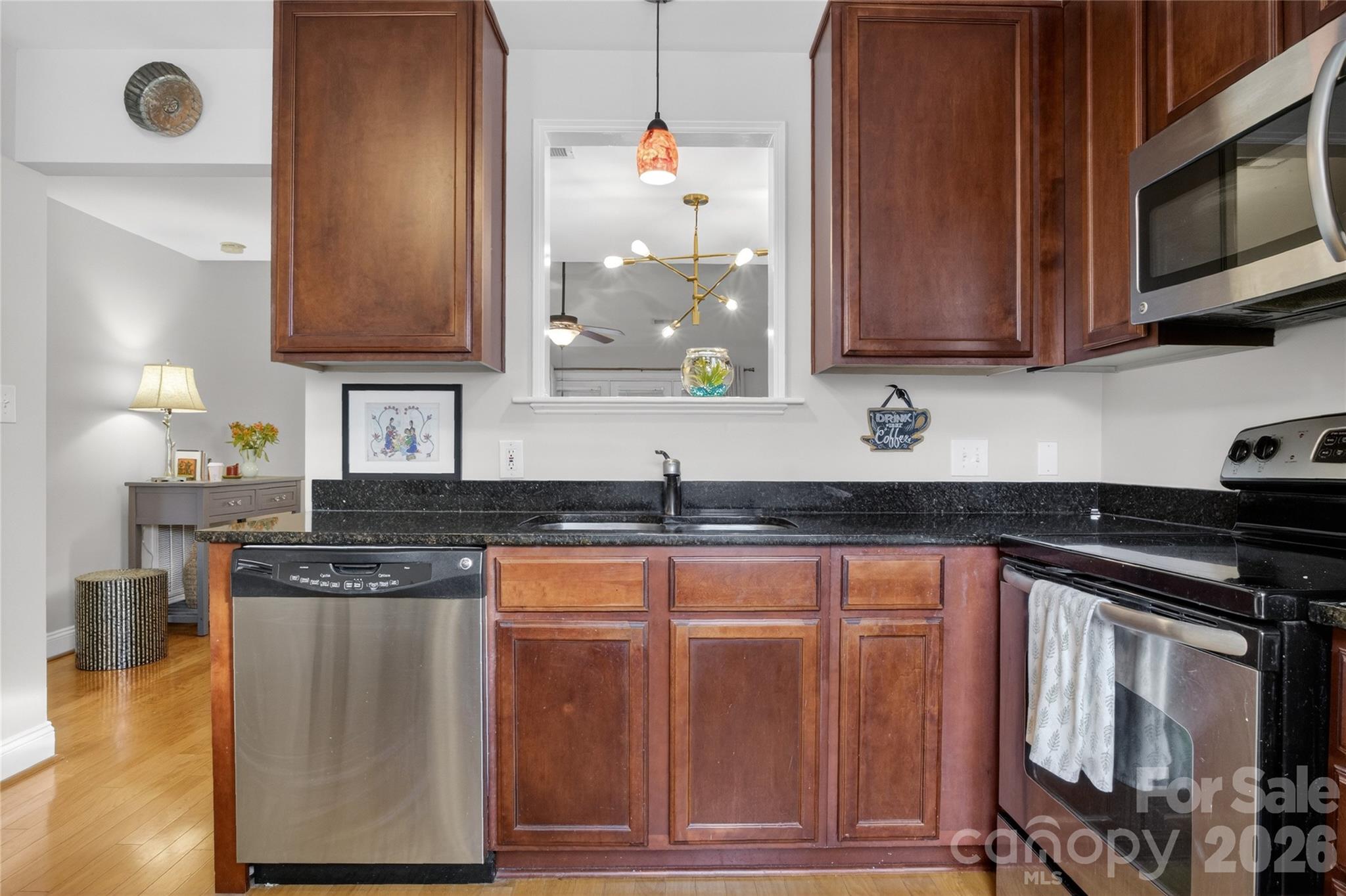 1894 Fairlawn Court — Rock Hill