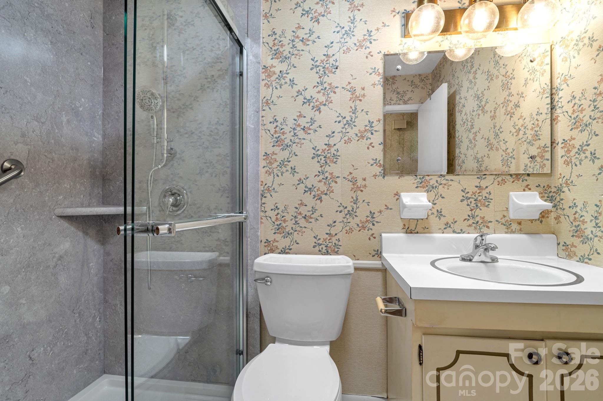 167 Mount Carmel Road — Asheville
