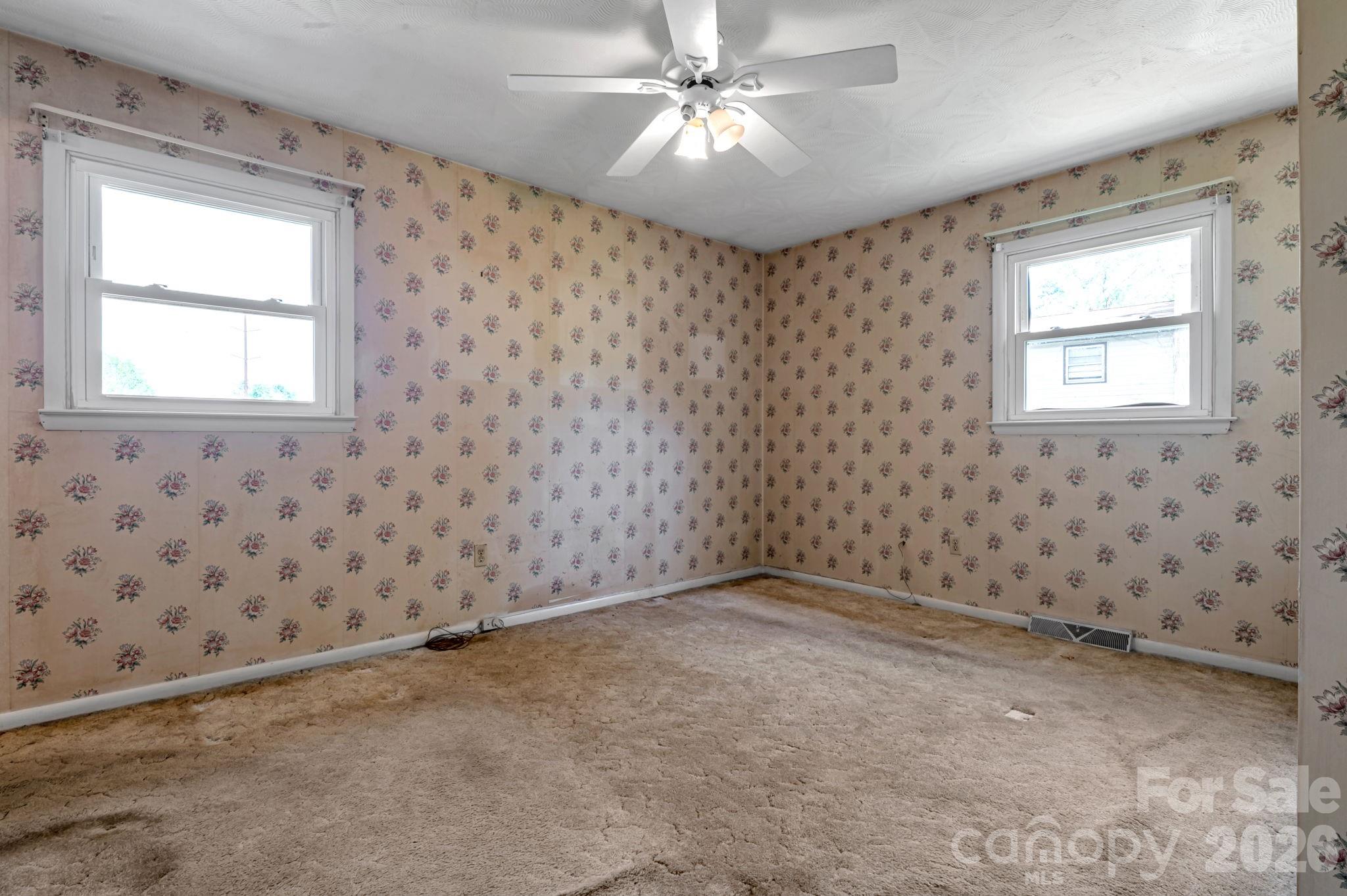 167 Mount Carmel Road — Asheville