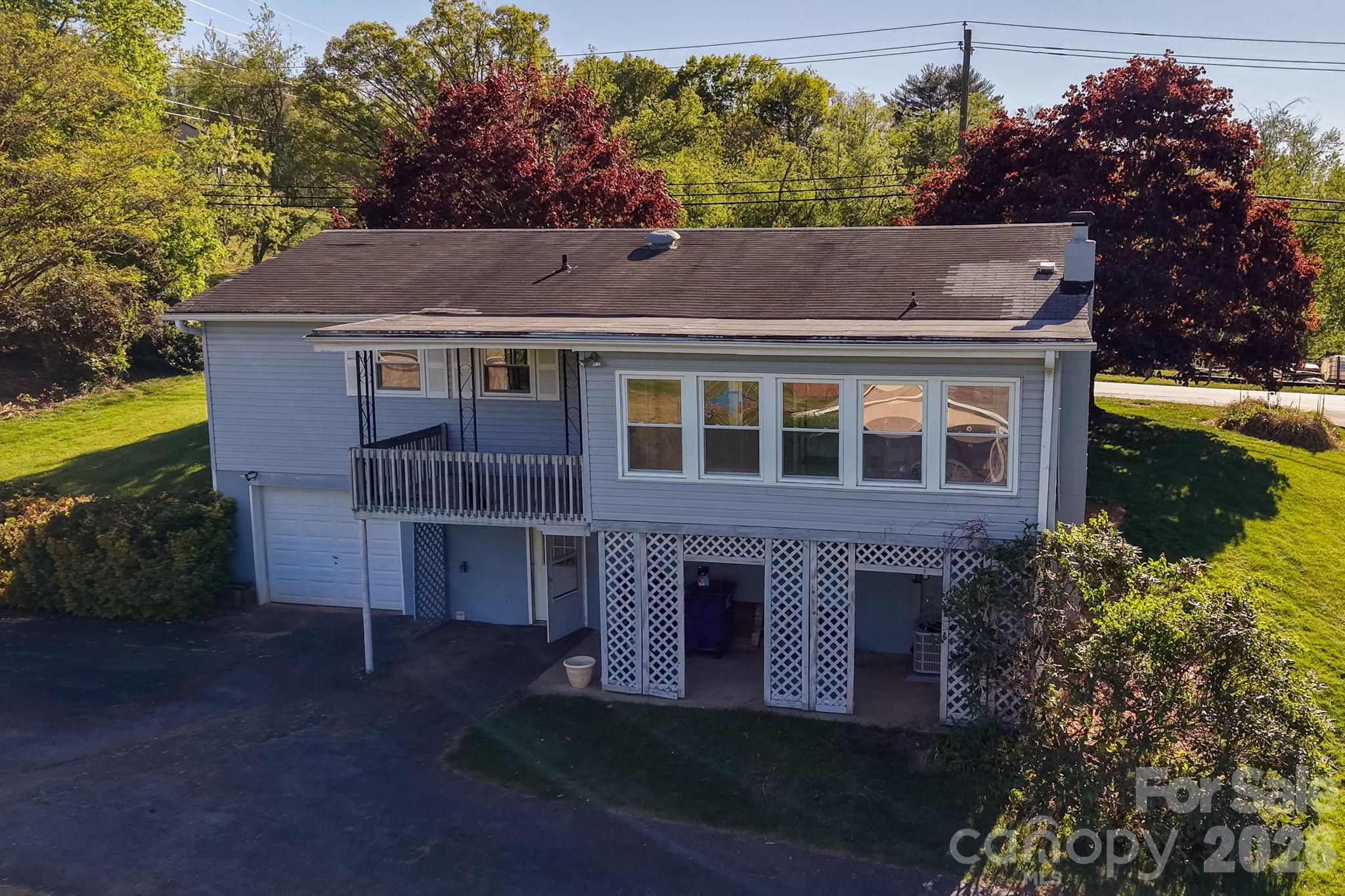 167 Mount Carmel Road — Asheville