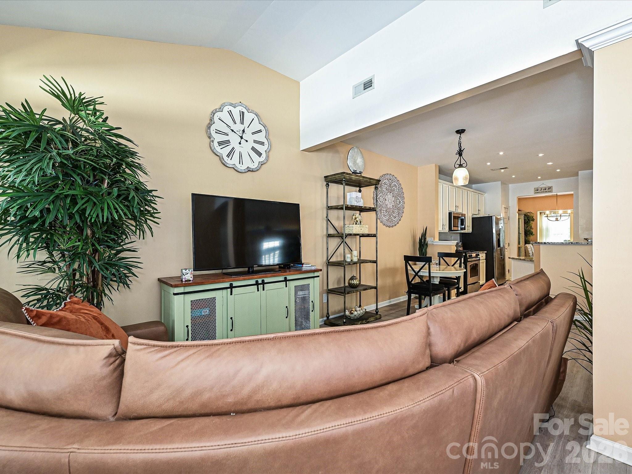 9740 Springholm Drive — Charlotte