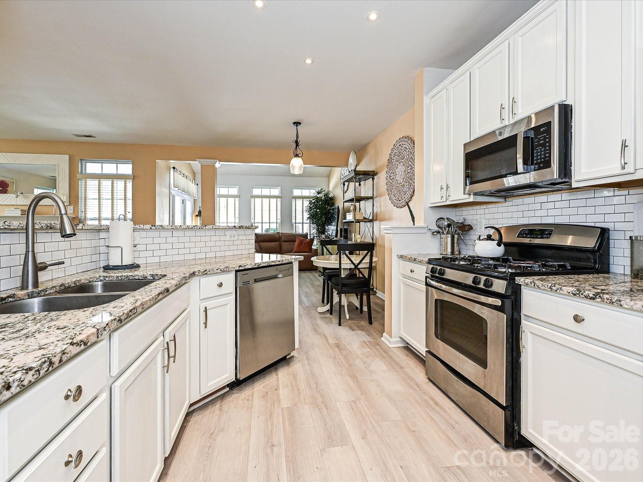9740 Springholm Drive — Charlotte