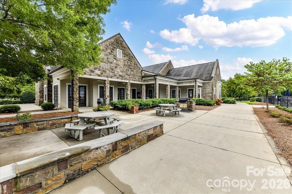 9740 Springholm Drive — Charlotte