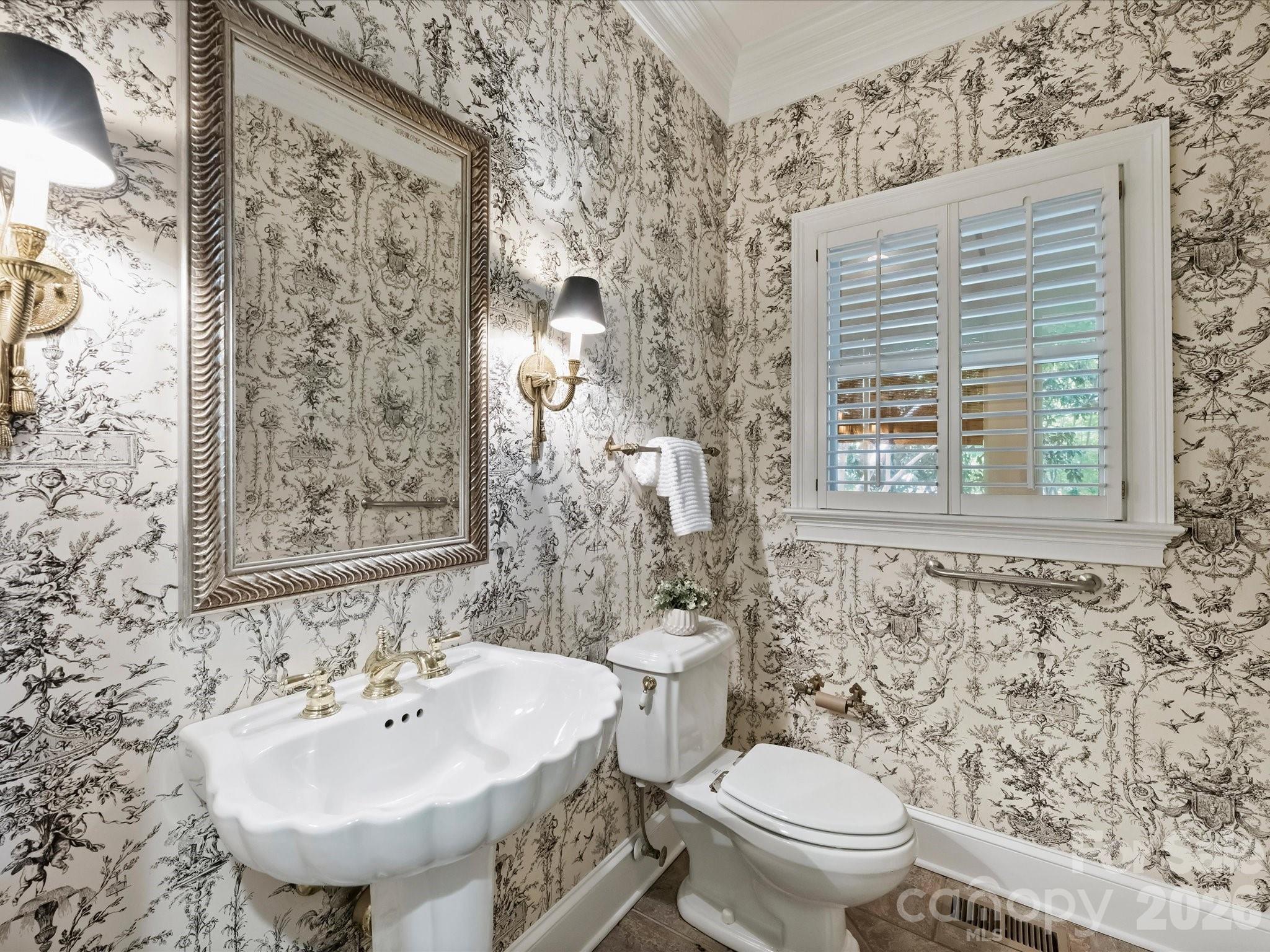 10841 Congressional Club Drive — Charlotte
