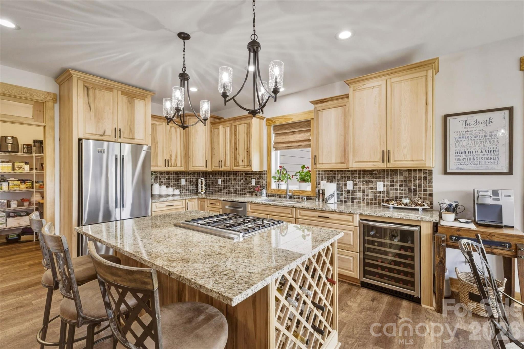 1510 High Valley Way — Lenoir