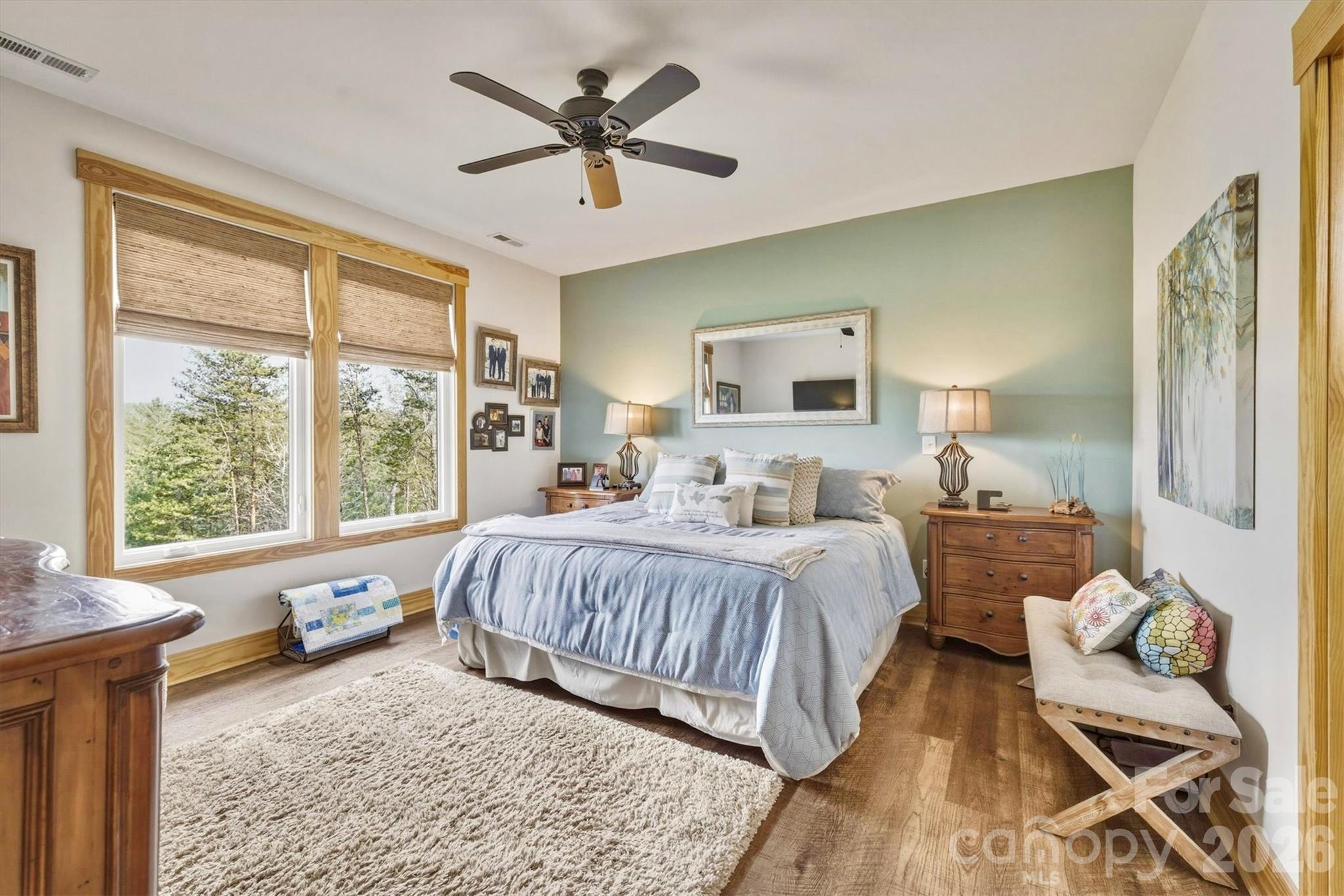 1510 High Valley Way — Lenoir