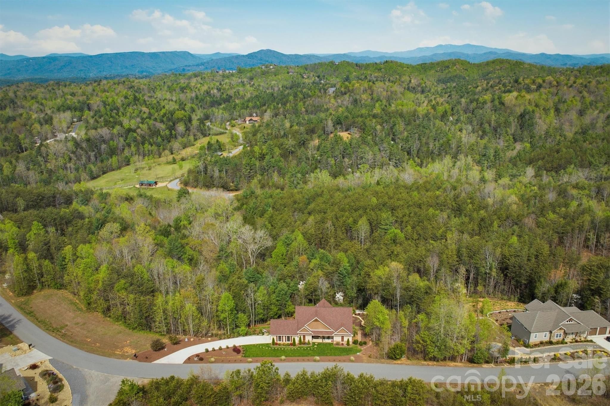 1510 High Valley Way — Lenoir