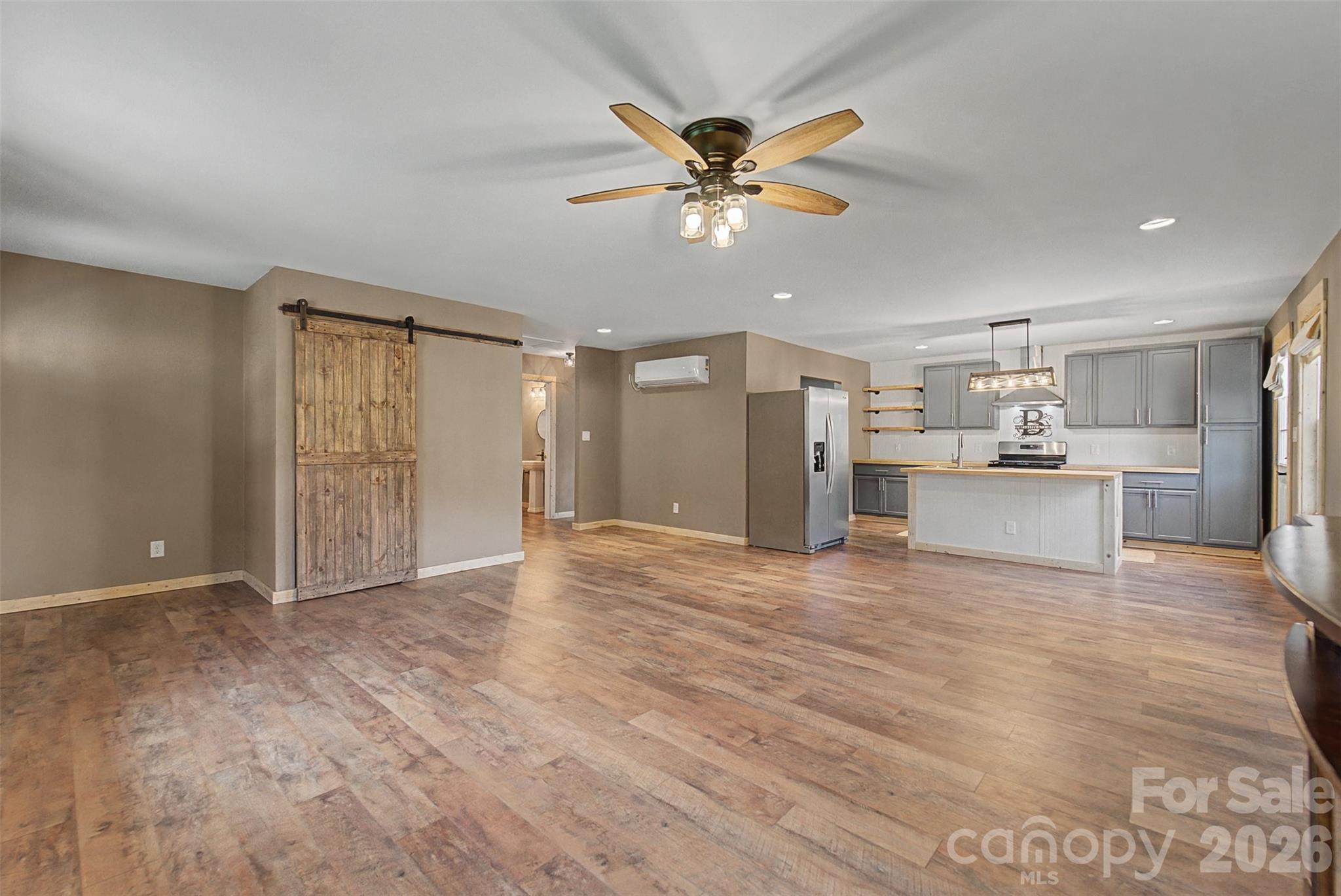 3240 Old Henson Cove Road — Canton