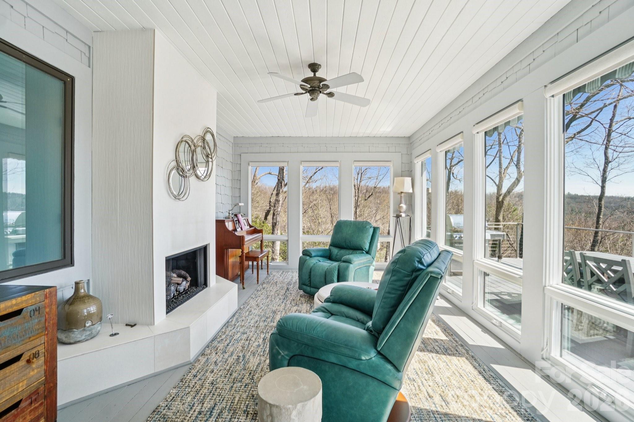 133 Falls Summit Road — Hendersonville