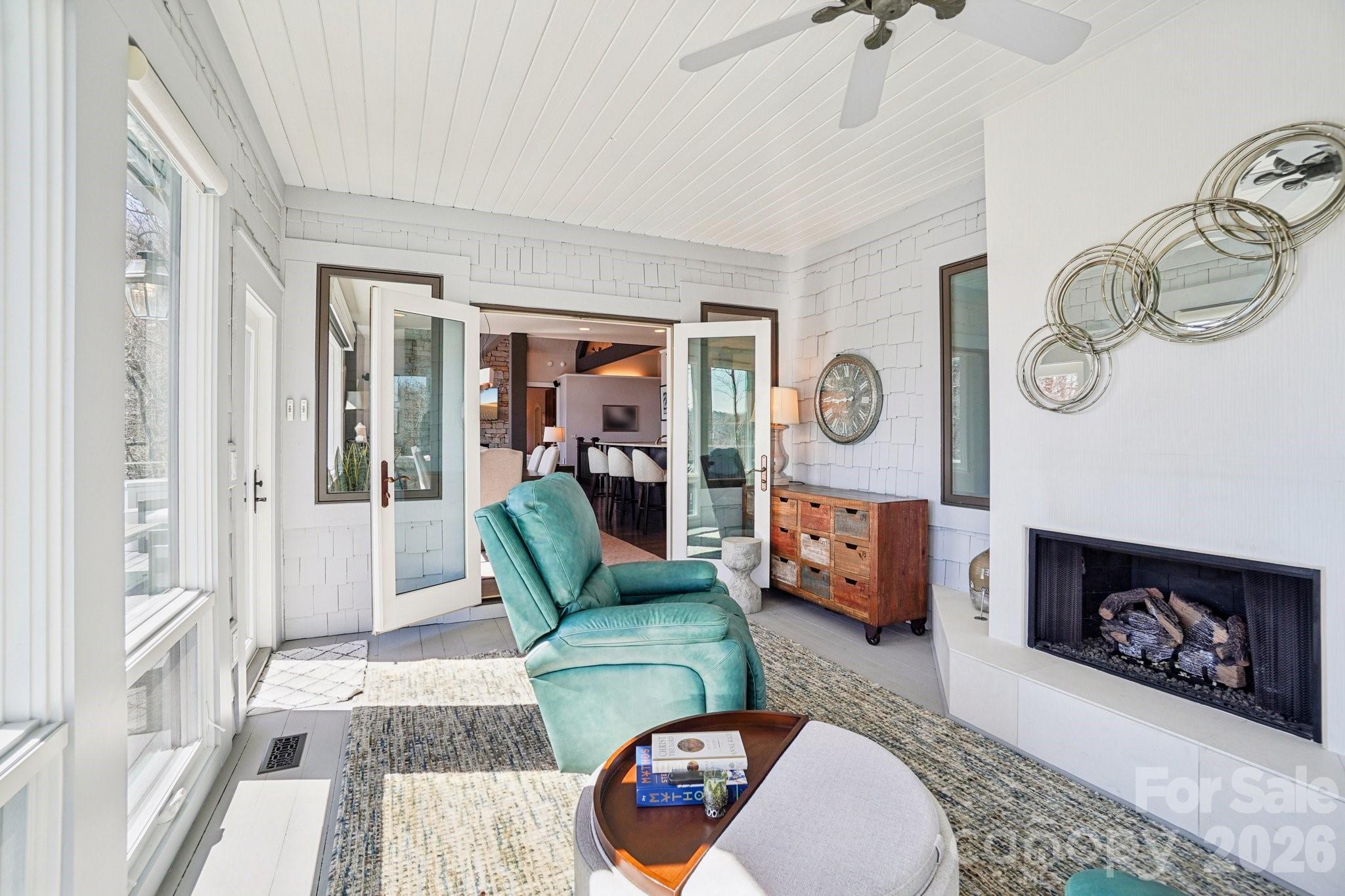 133 Falls Summit Road — Hendersonville