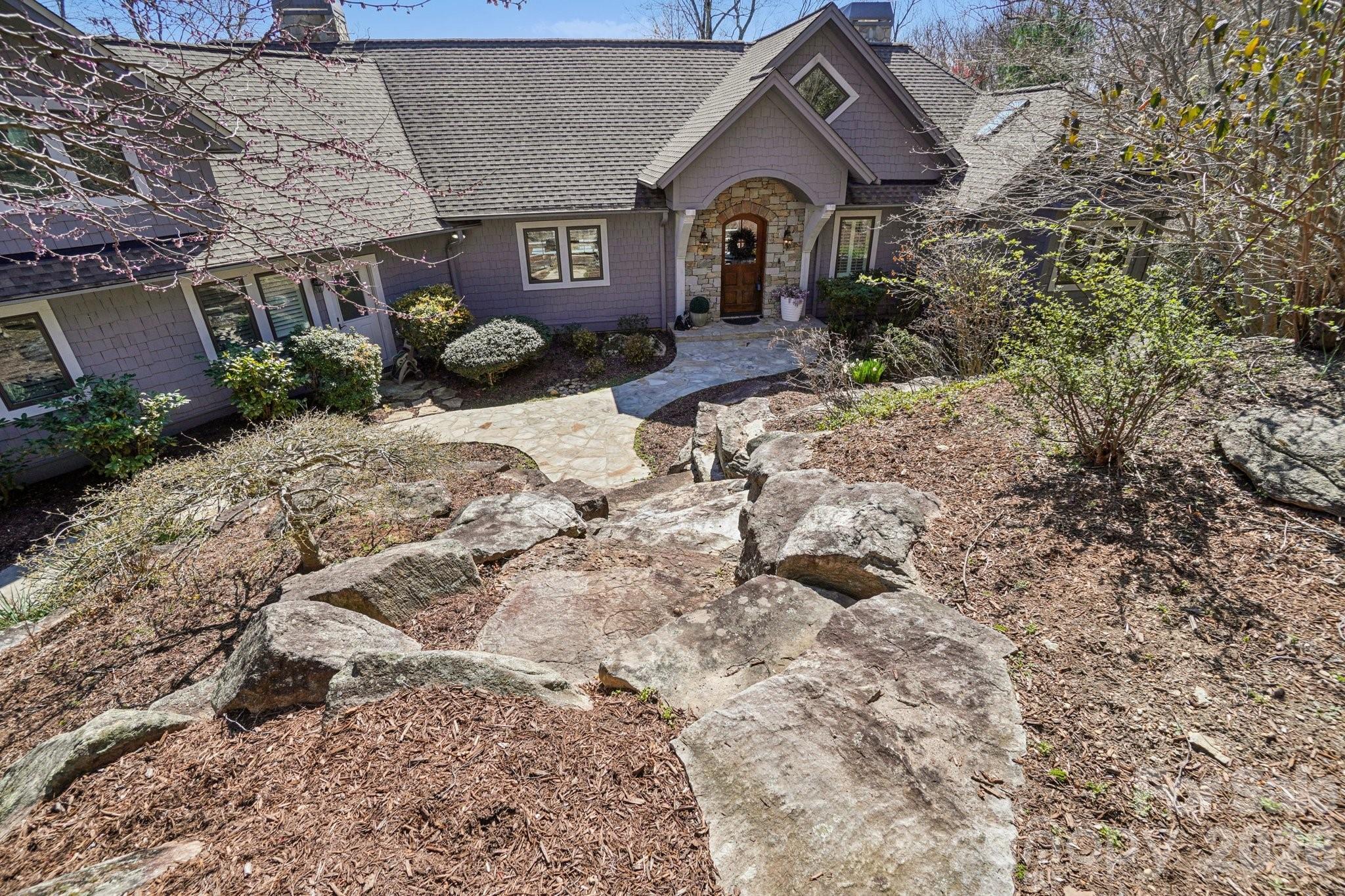 133 Falls Summit Road — Hendersonville