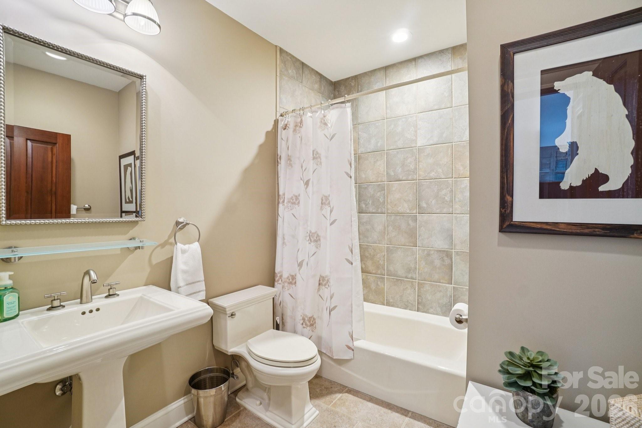 133 Falls Summit Road — Hendersonville