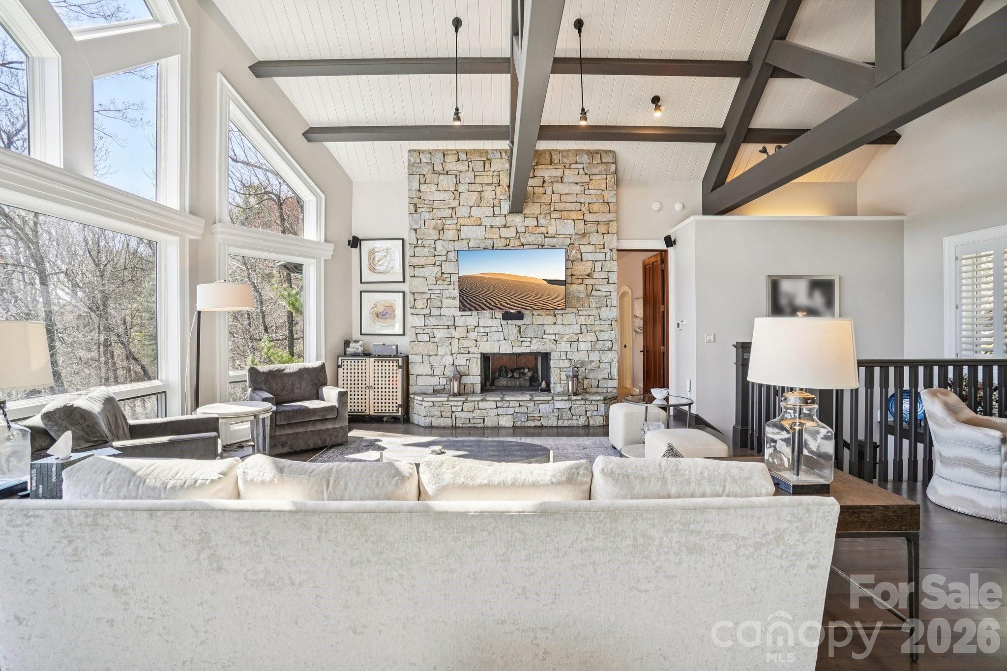 133 Falls Summit Road — Hendersonville