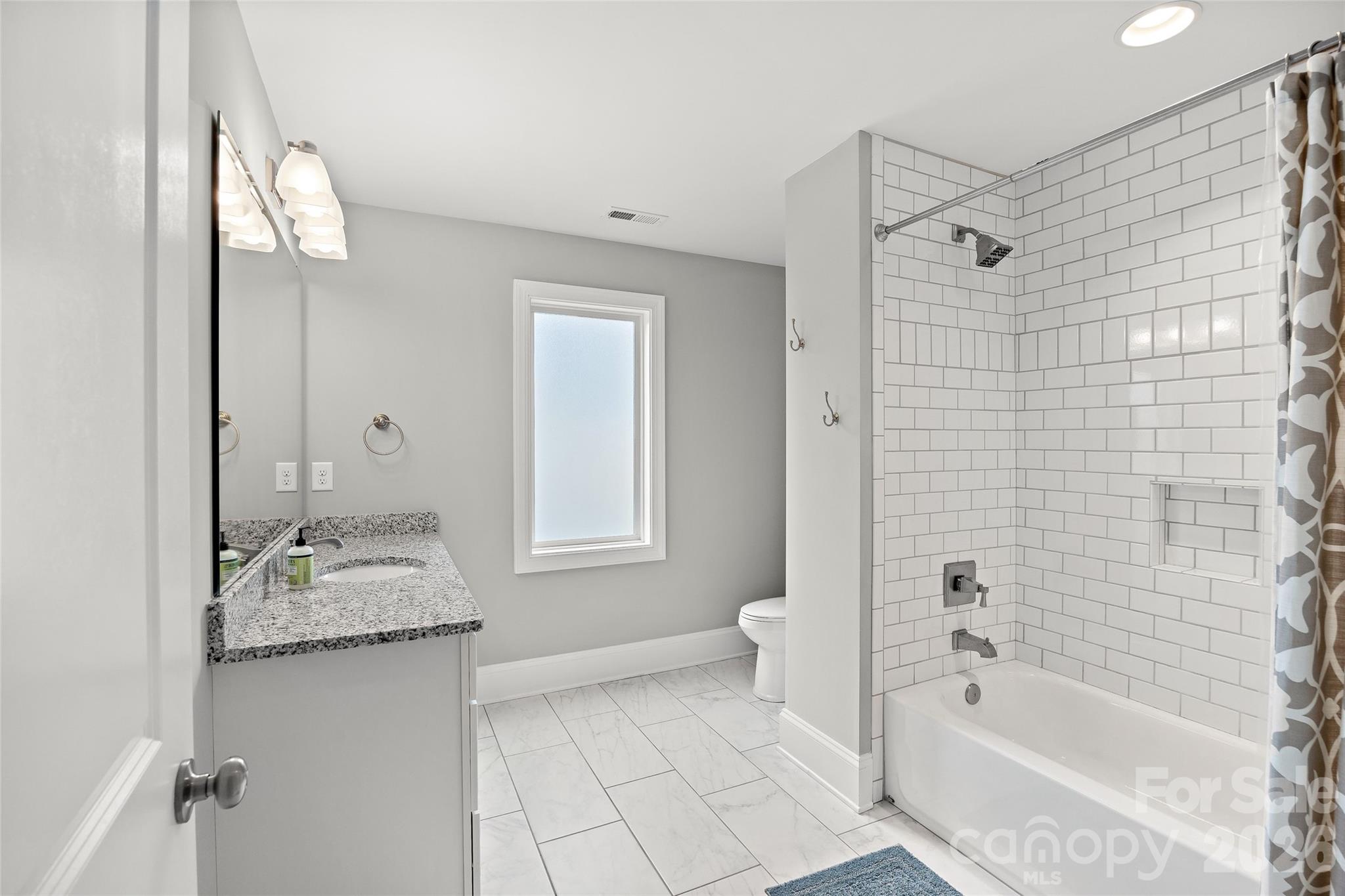 5904 Chalyce Lane — Charlotte