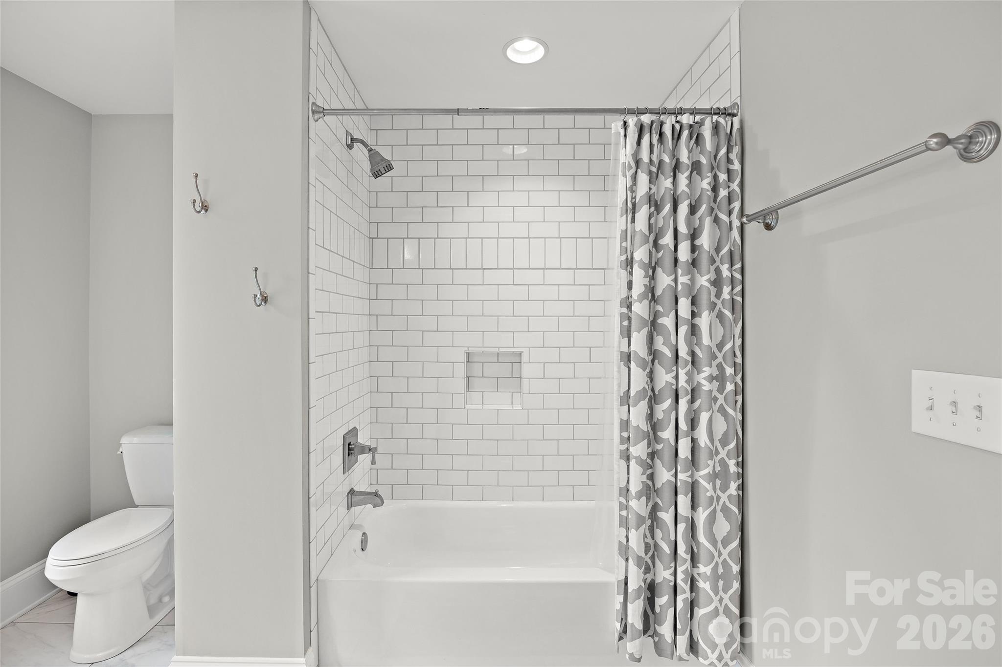 5904 Chalyce Lane — Charlotte