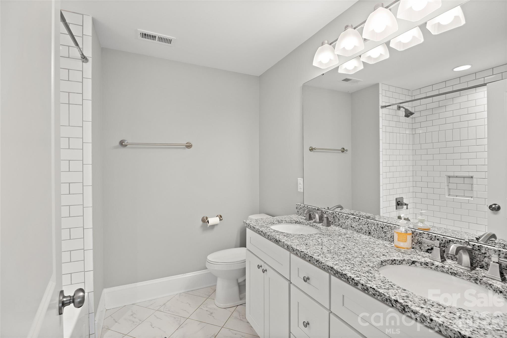 5904 Chalyce Lane — Charlotte