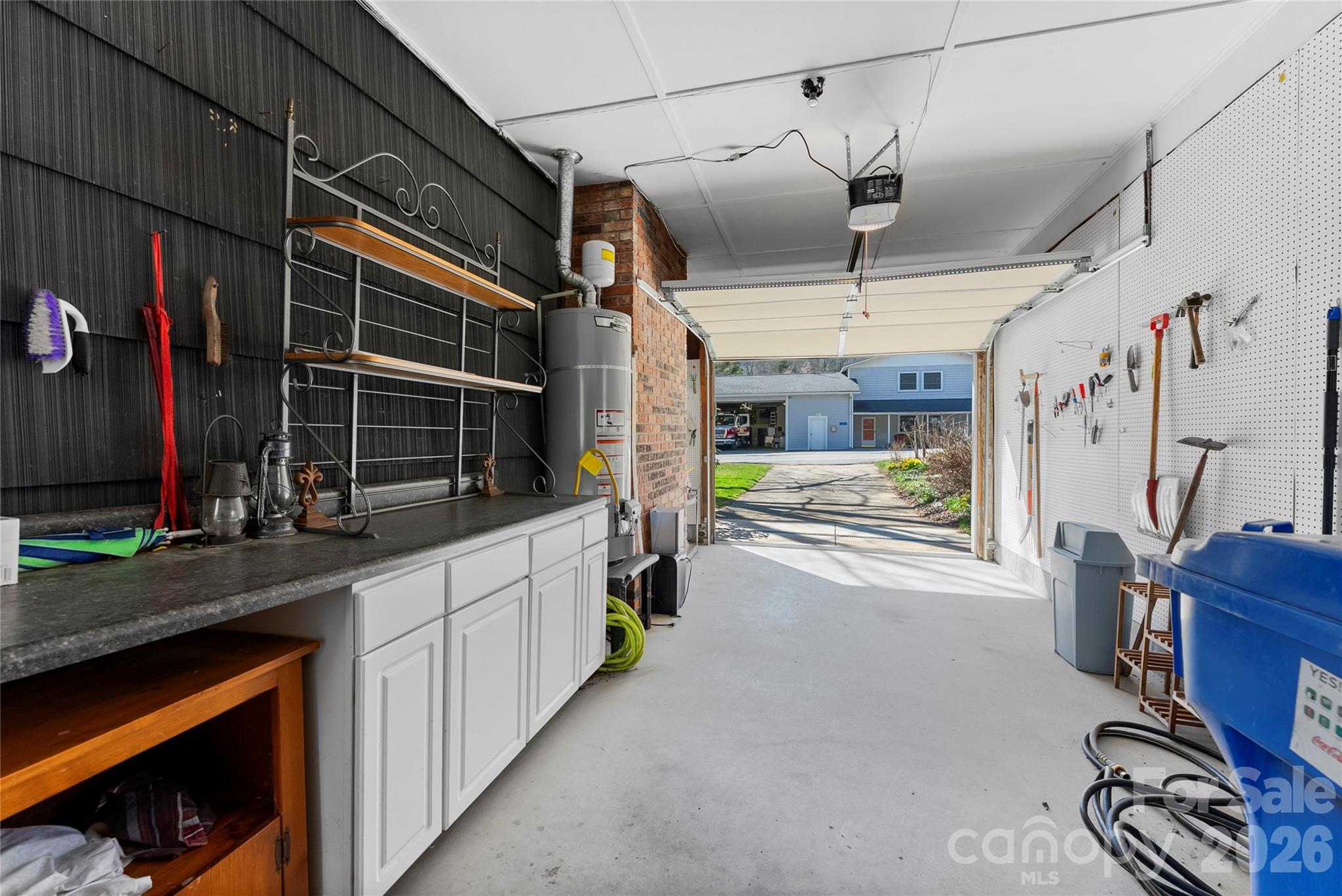 879 New Haw Creek Road — Asheville
