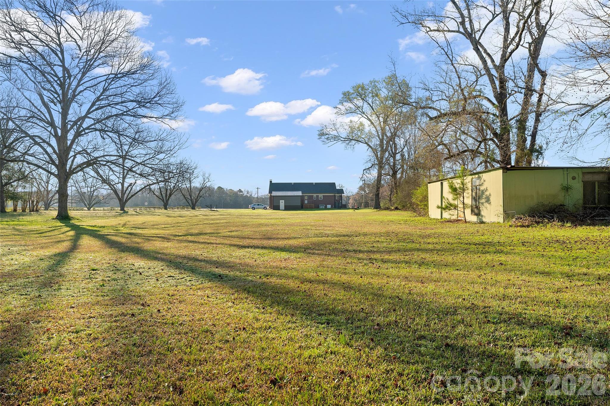 871 Saluda Road — Chester