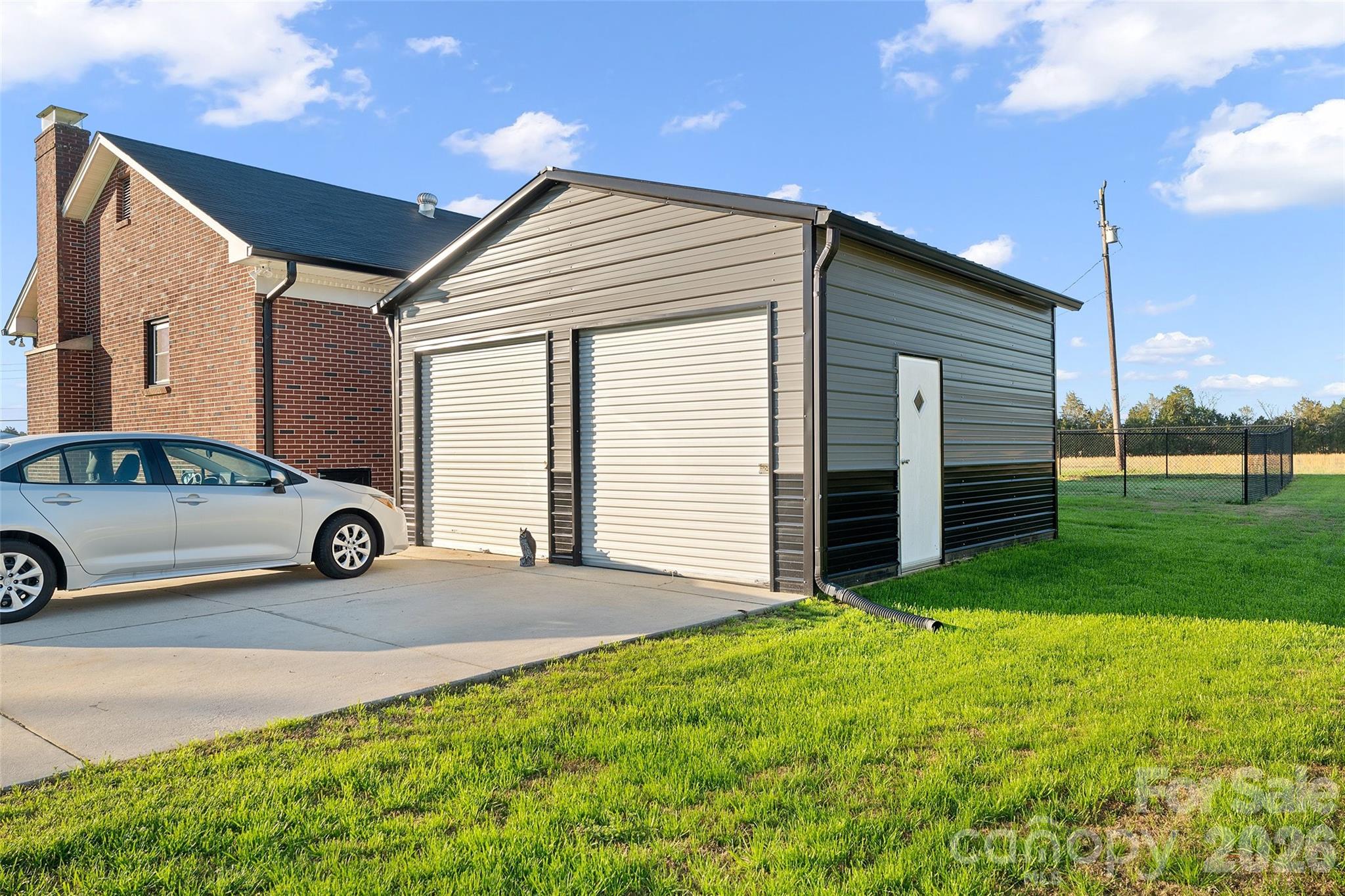 871 Saluda Road — Chester