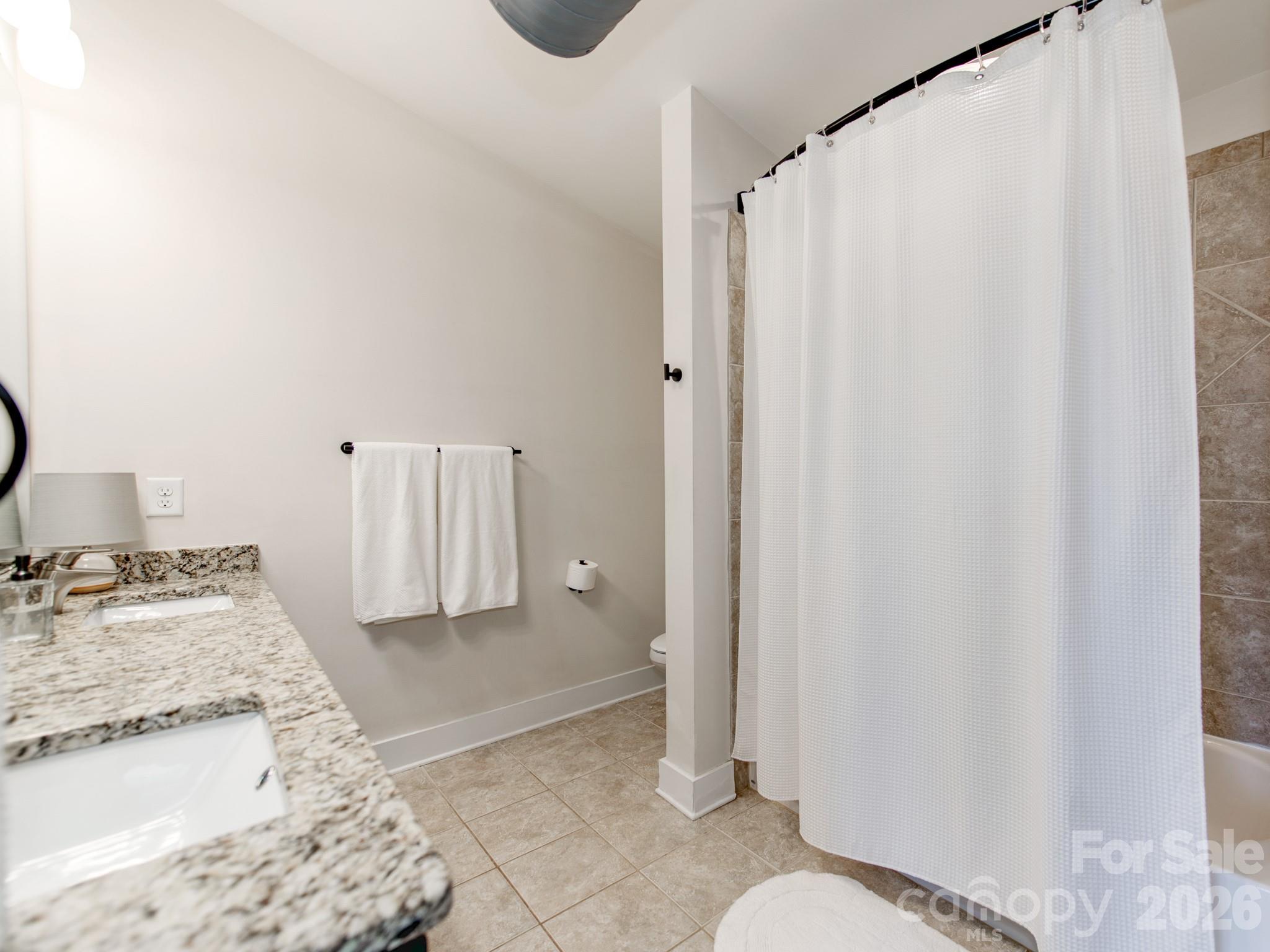 3539 Spencer Street — Charlotte