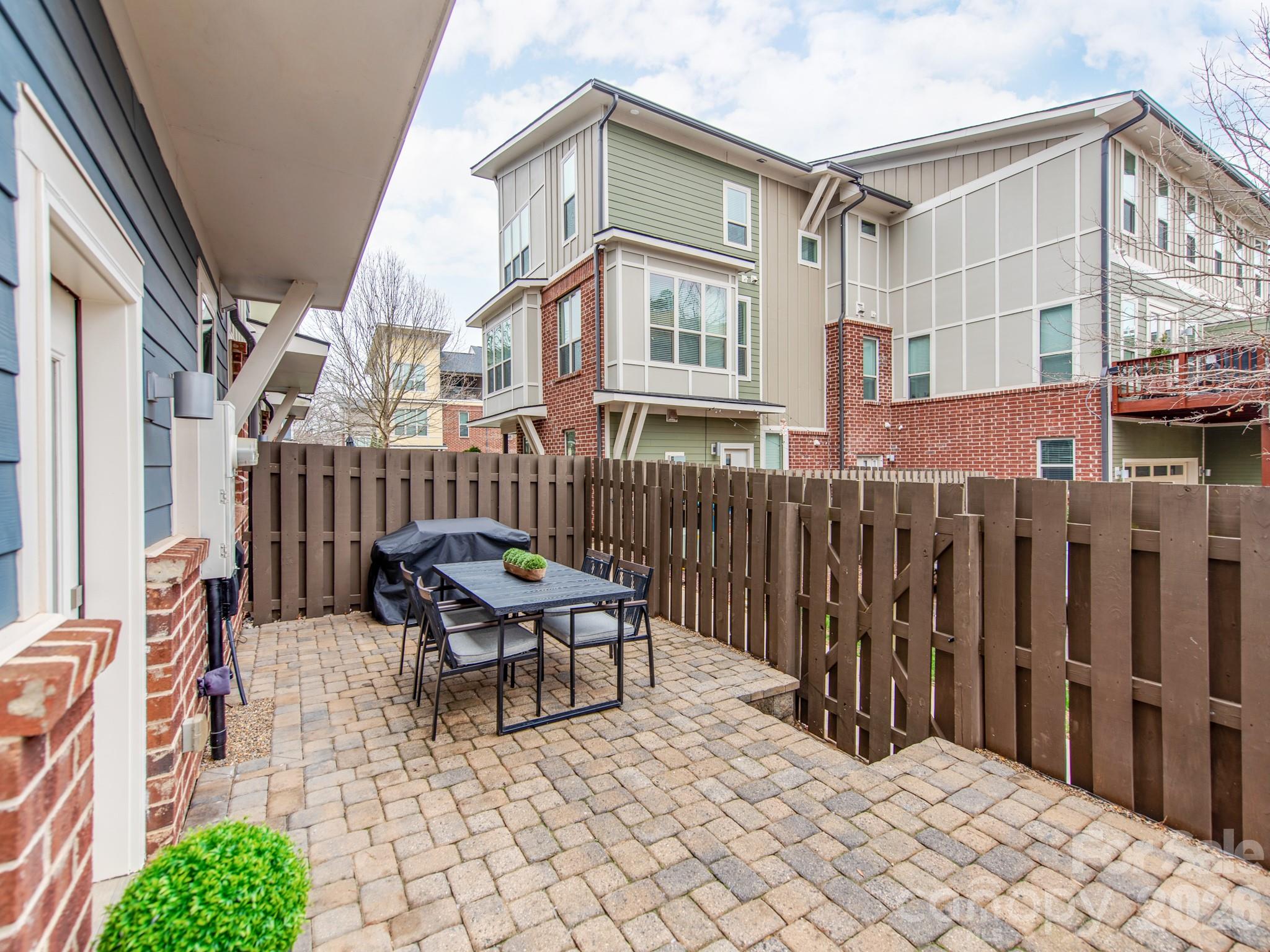 3539 Spencer Street — Charlotte