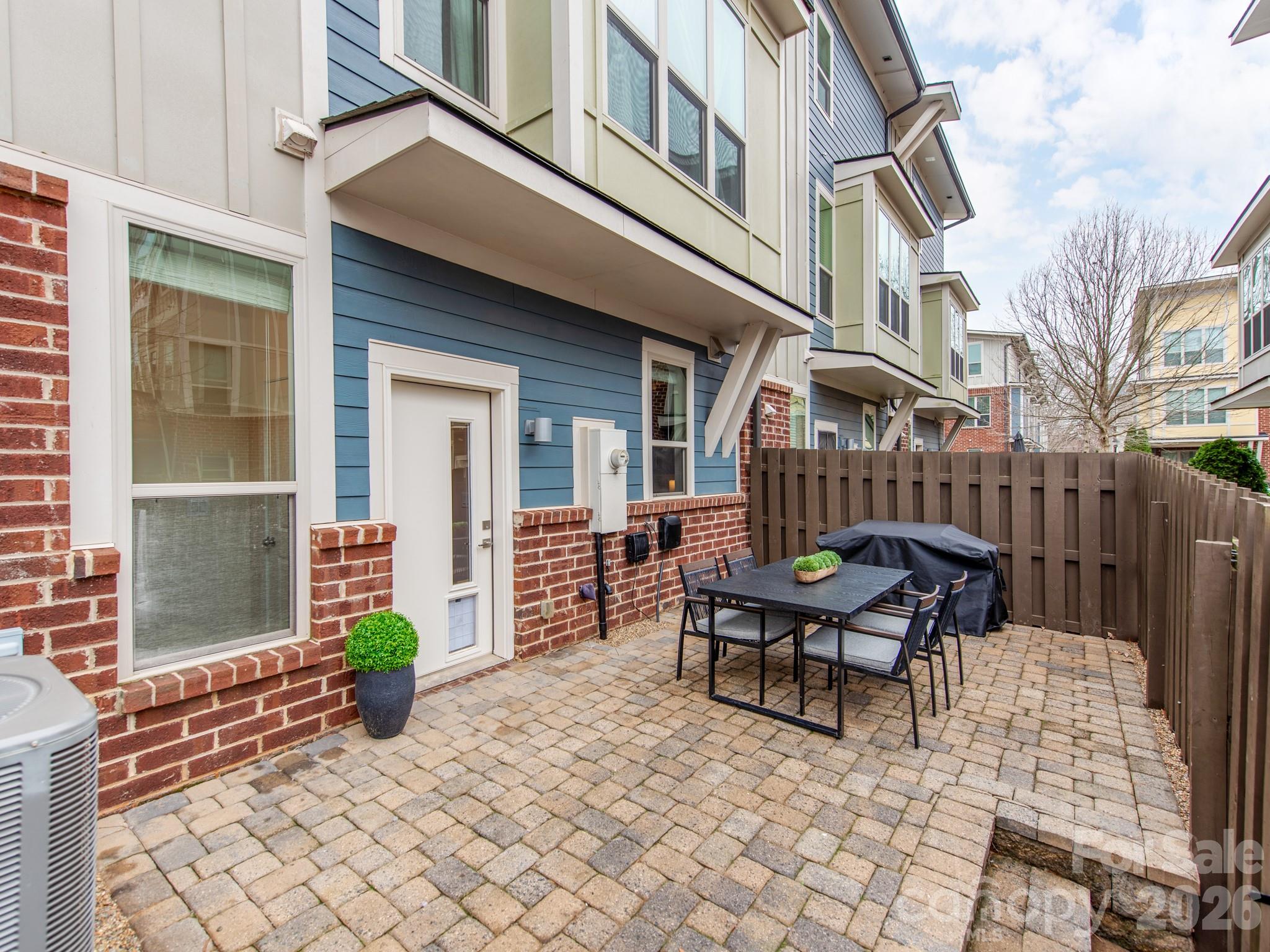 3539 Spencer Street — Charlotte