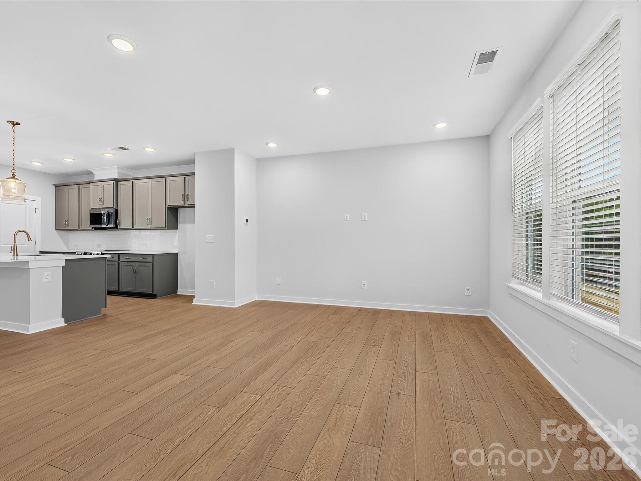 1136 Bismuth Lane — Charlotte
