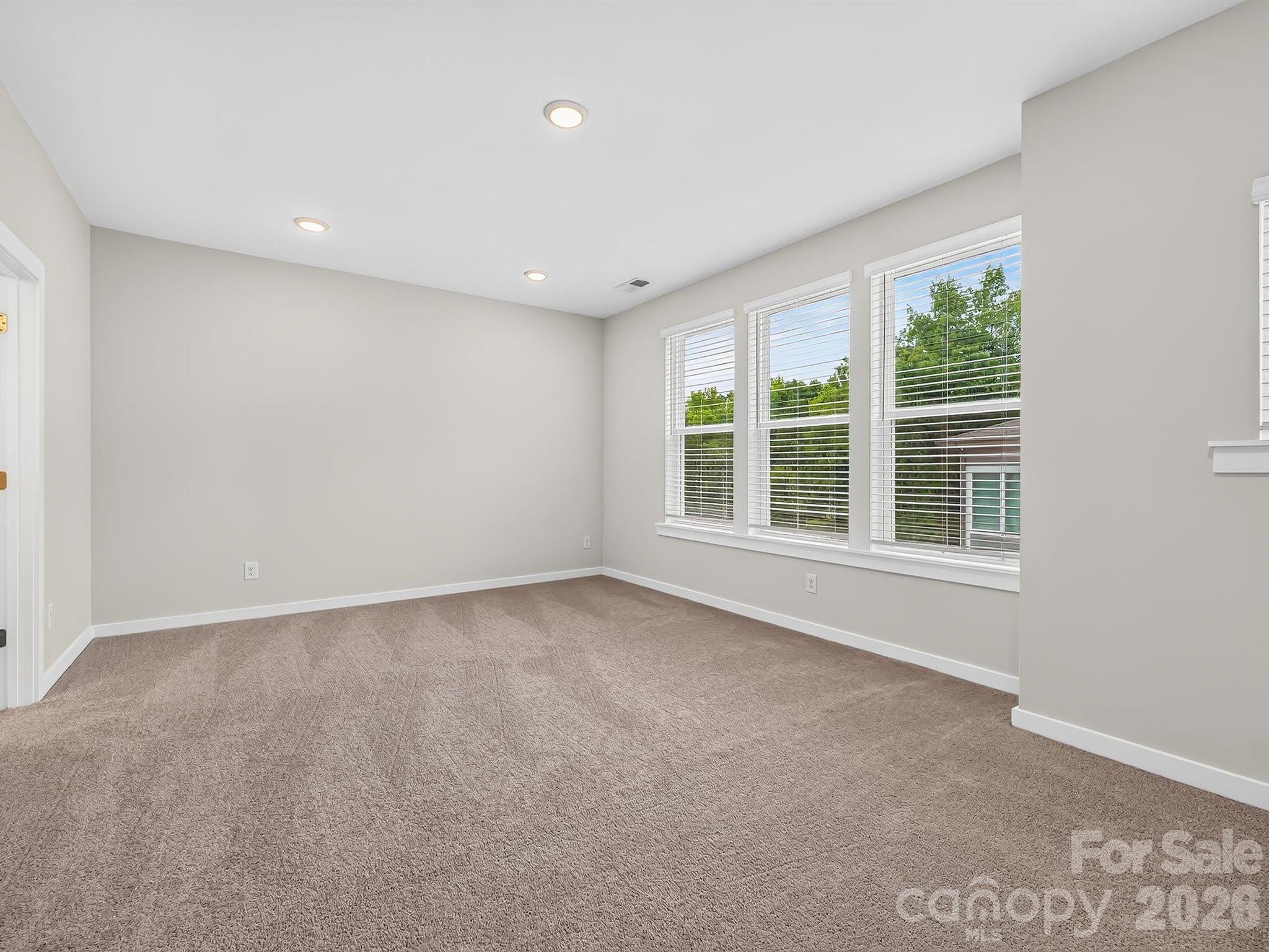 1136 Bismuth Lane — Charlotte