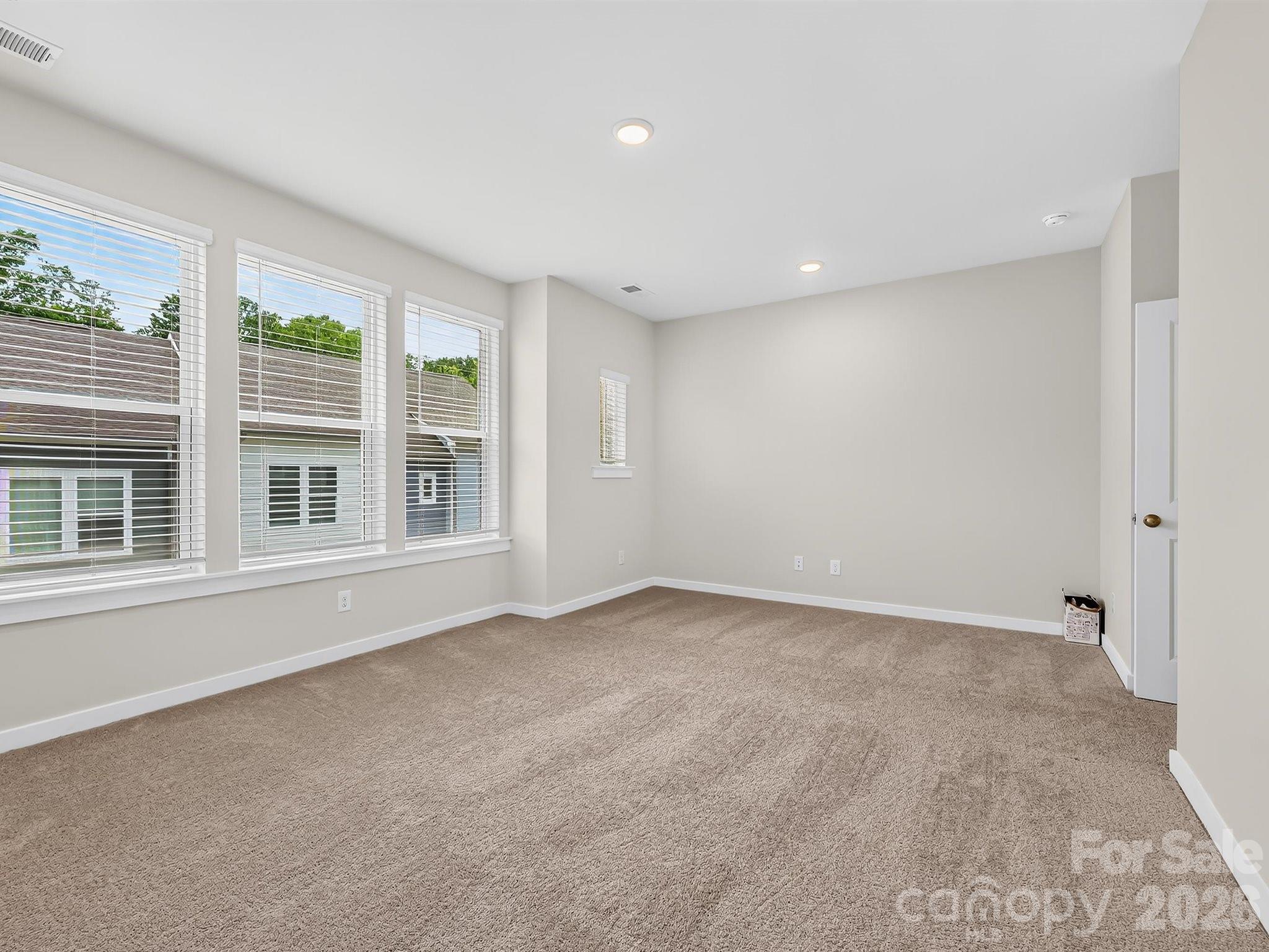 1136 Bismuth Lane — Charlotte