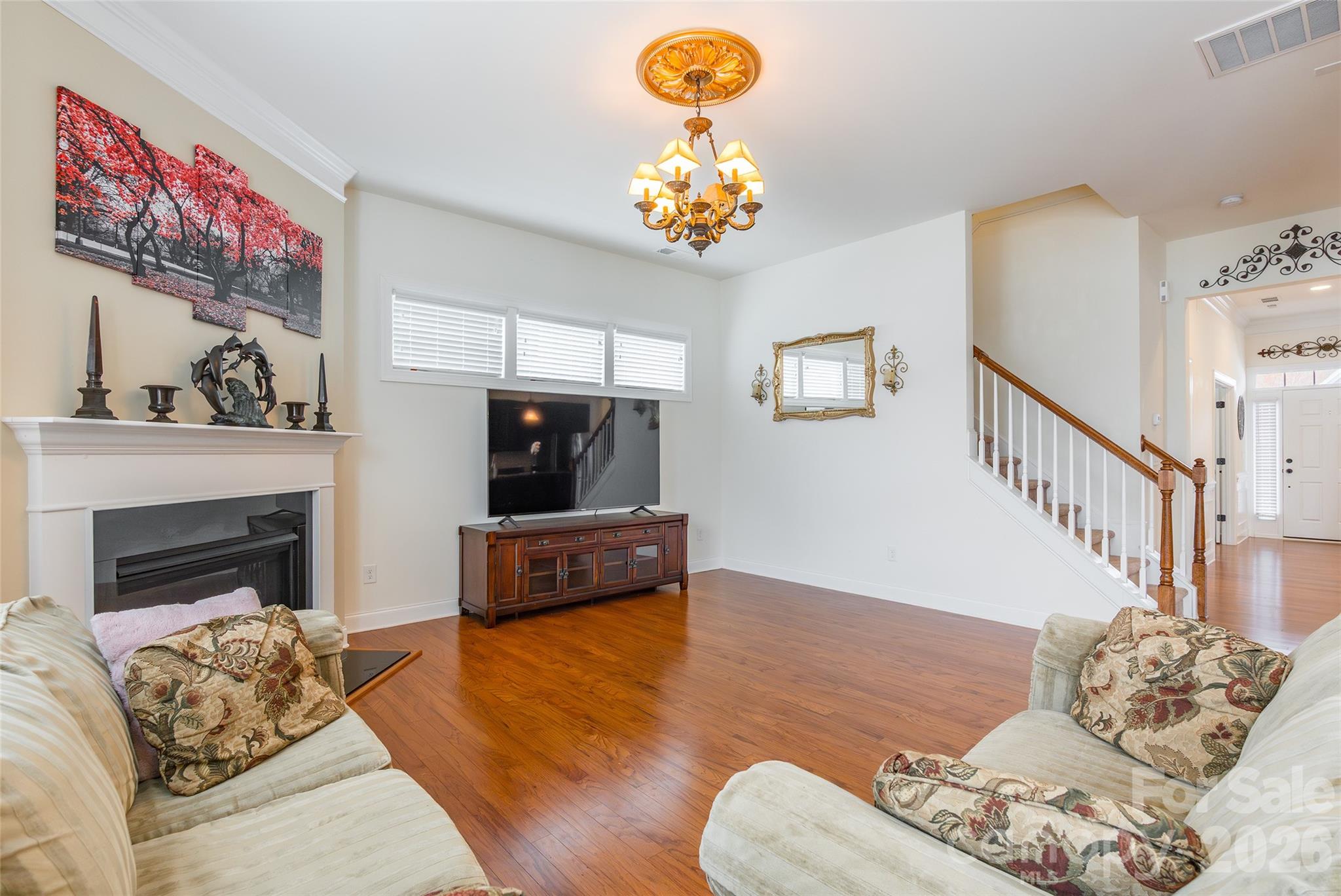 1105 Mantell Road — Lancaster