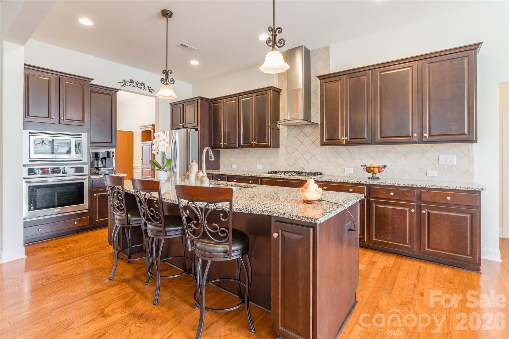 1105 Mantell Road — Lancaster